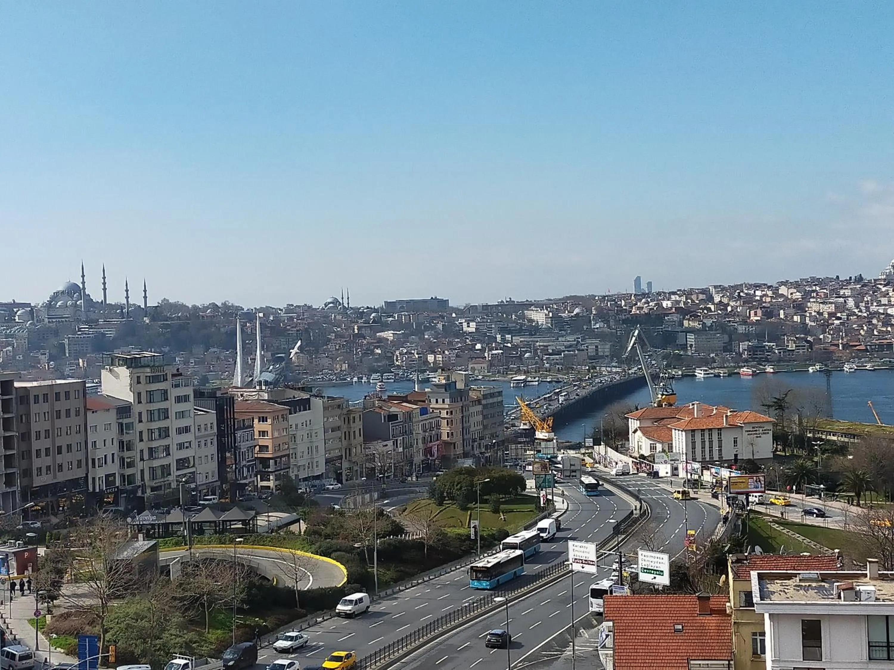 Neighbourhood in Grand Halic Goldenhorn