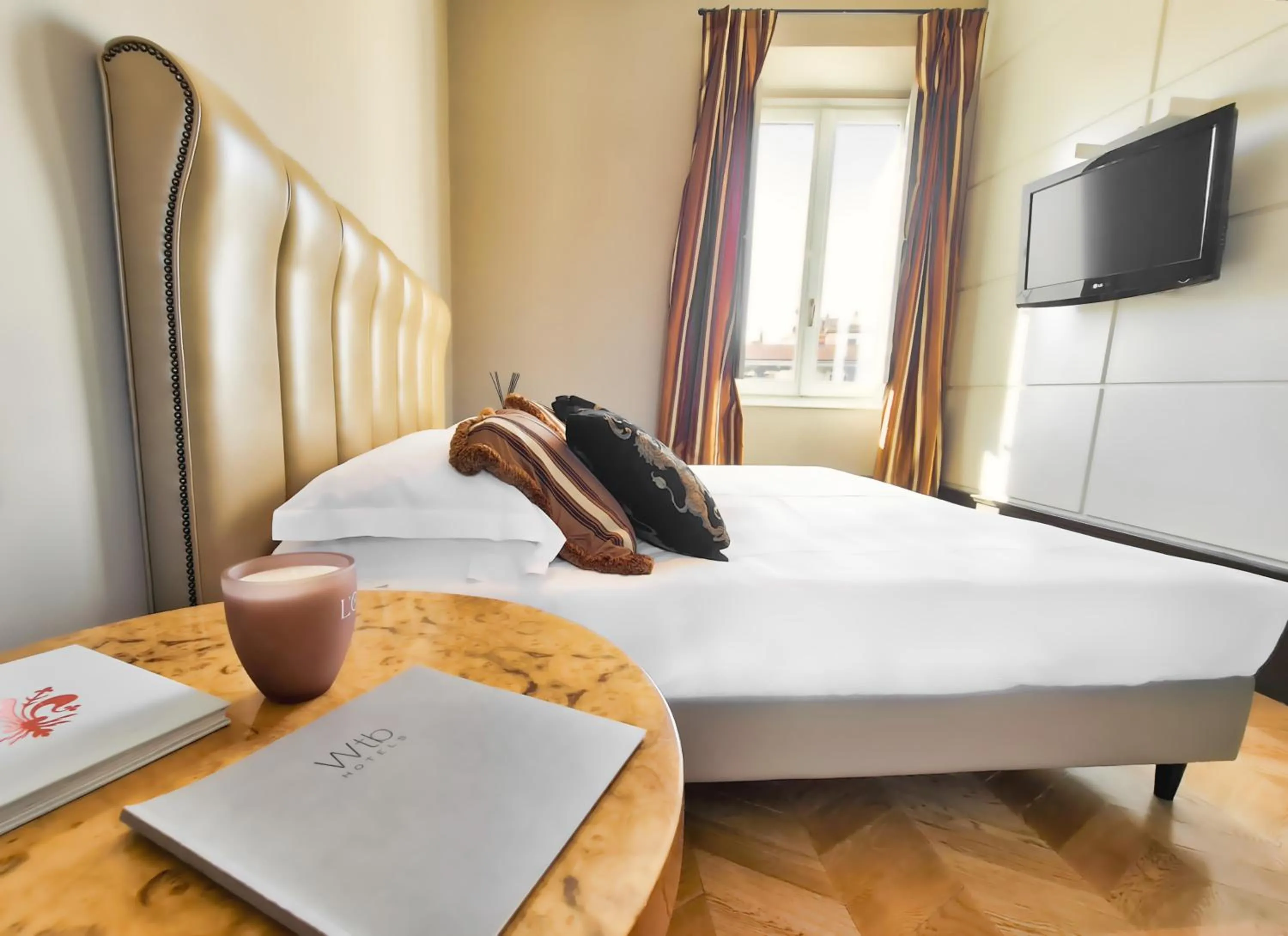 Bed in Hotel L'Orologio Firenze - WTB Hotels