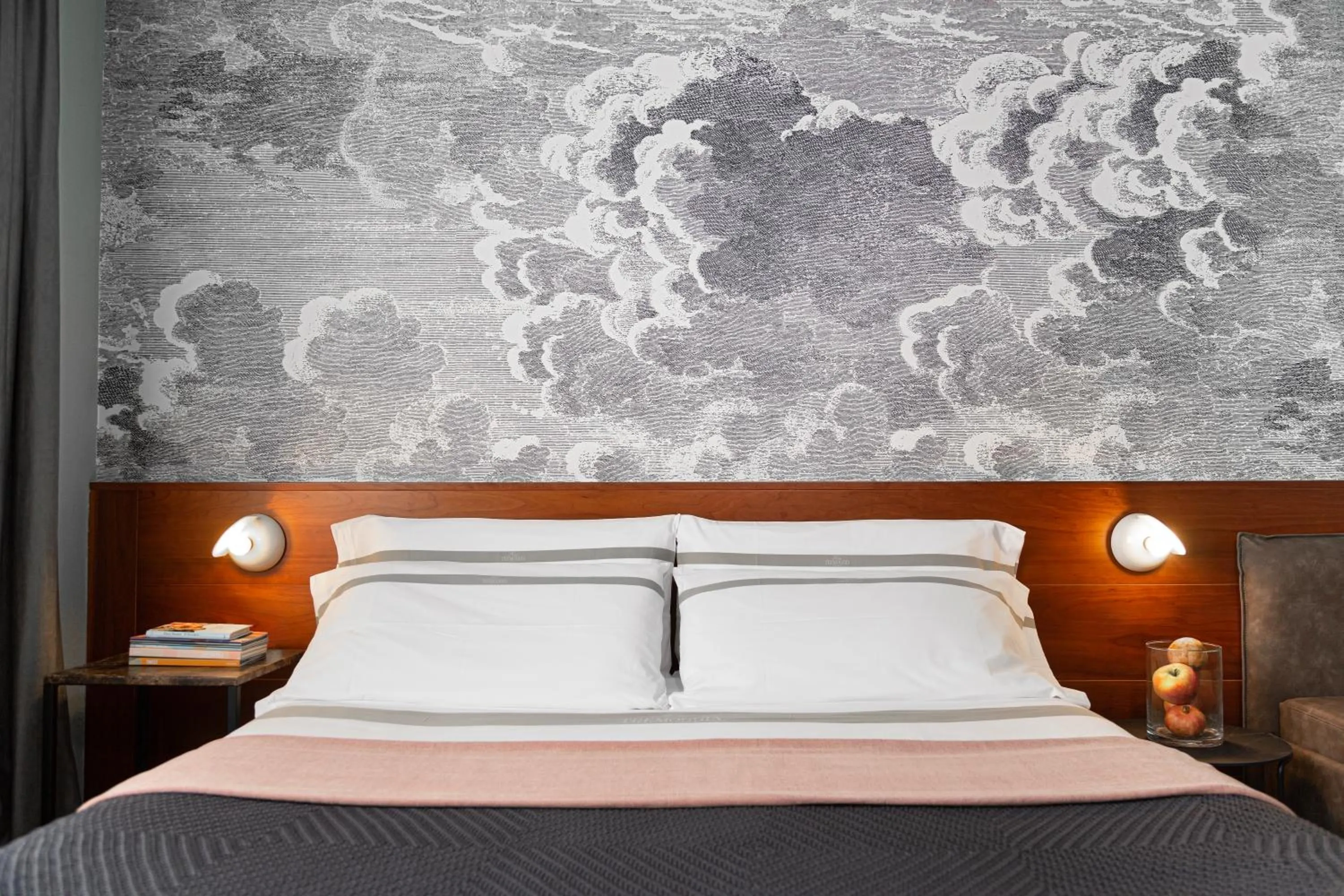 Bed in Hotel Tremoggia