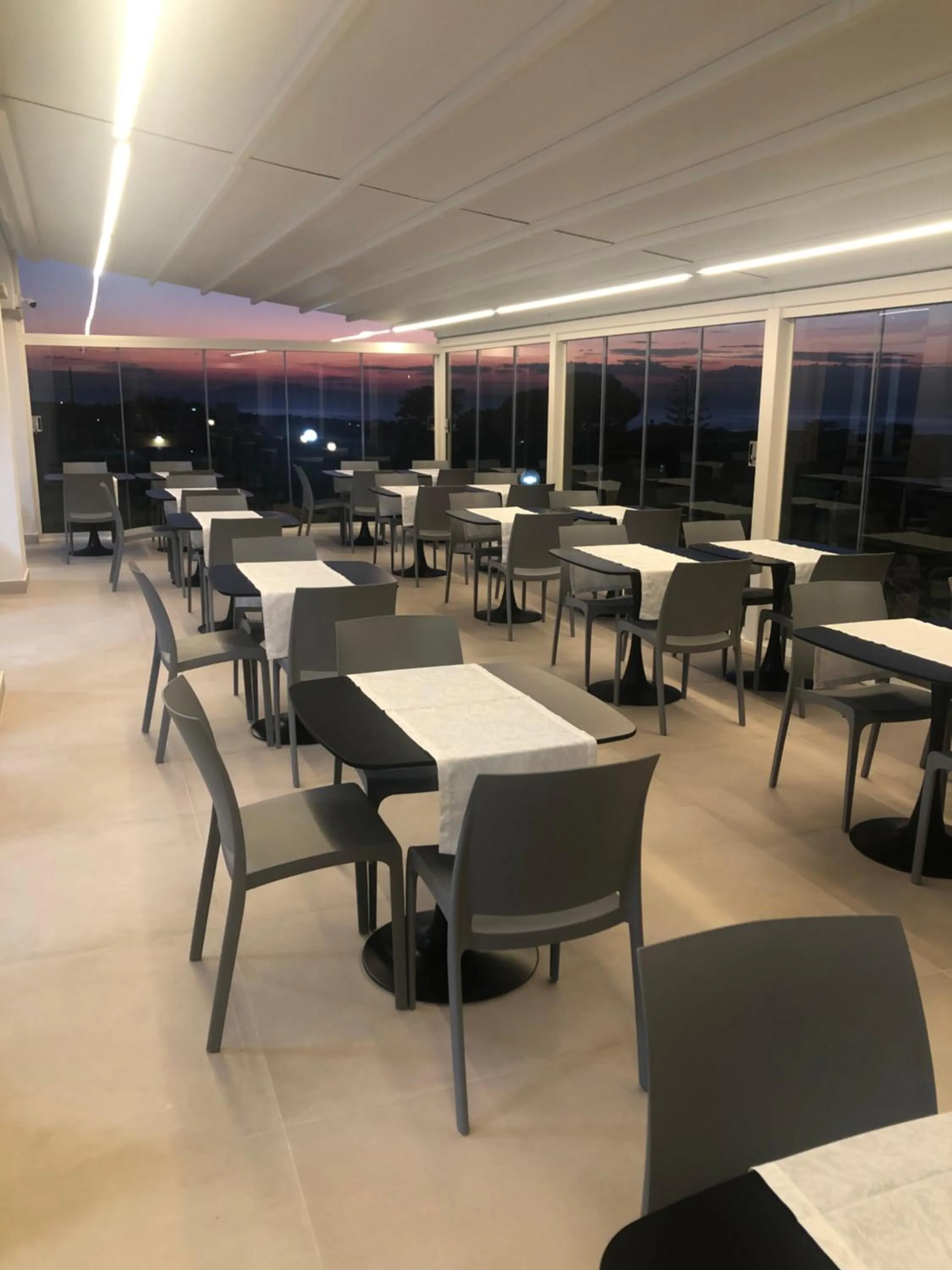 Restaurant/places to eat in Abbaidda Hotel