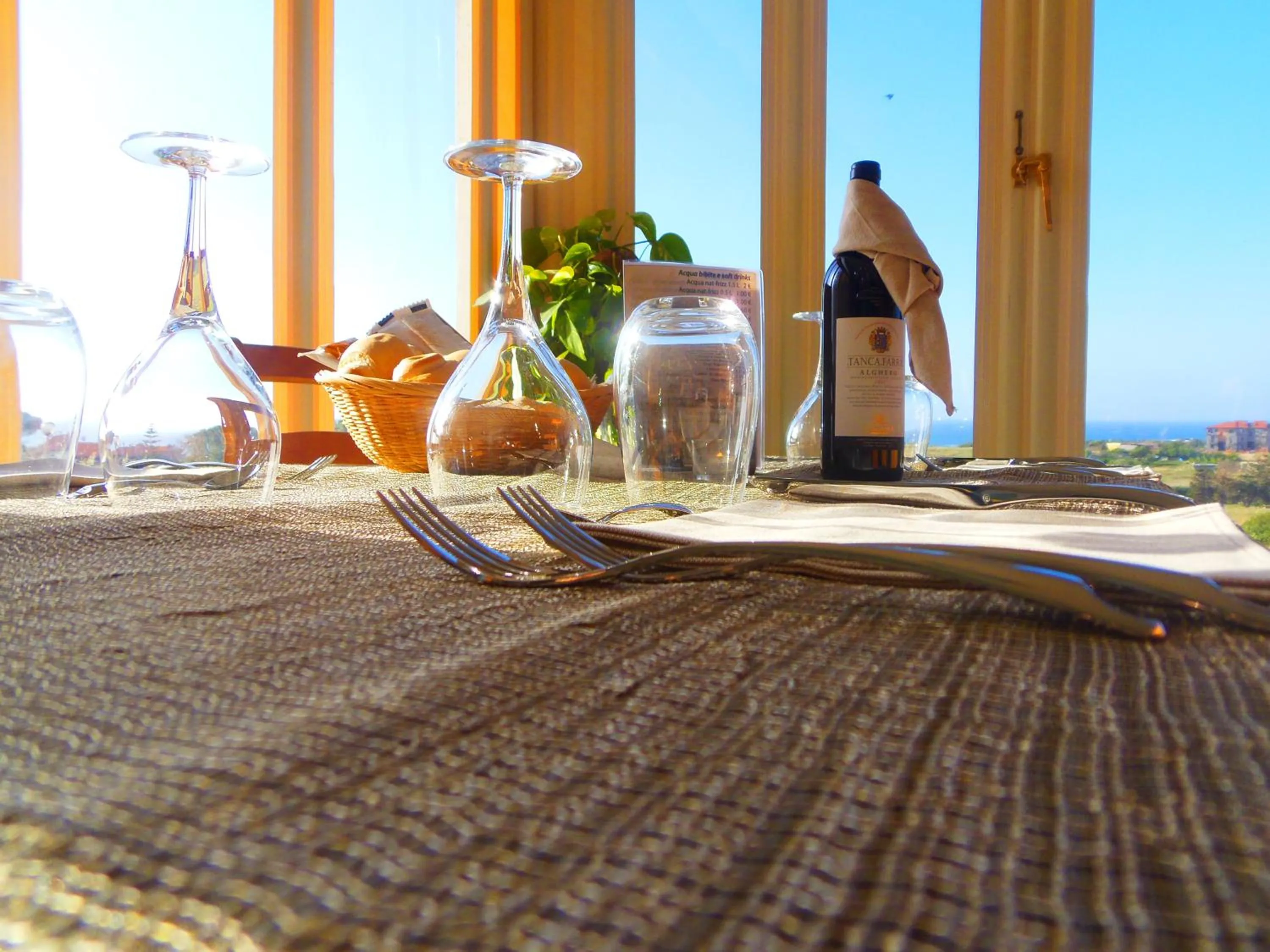 Restaurant/places to eat in Abbaidda Hotel