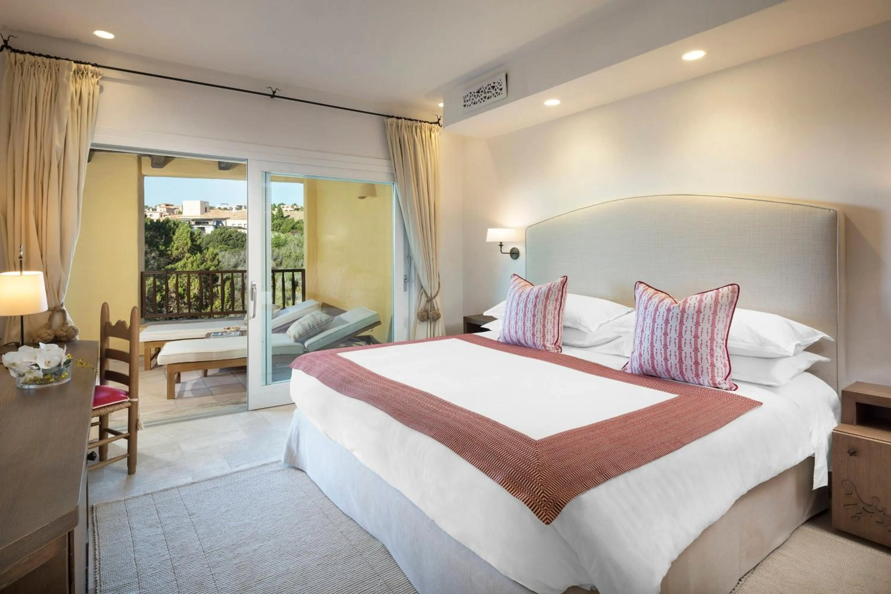 Bedroom, Bed in Cervo Hotel,Costa Smeralda Resort