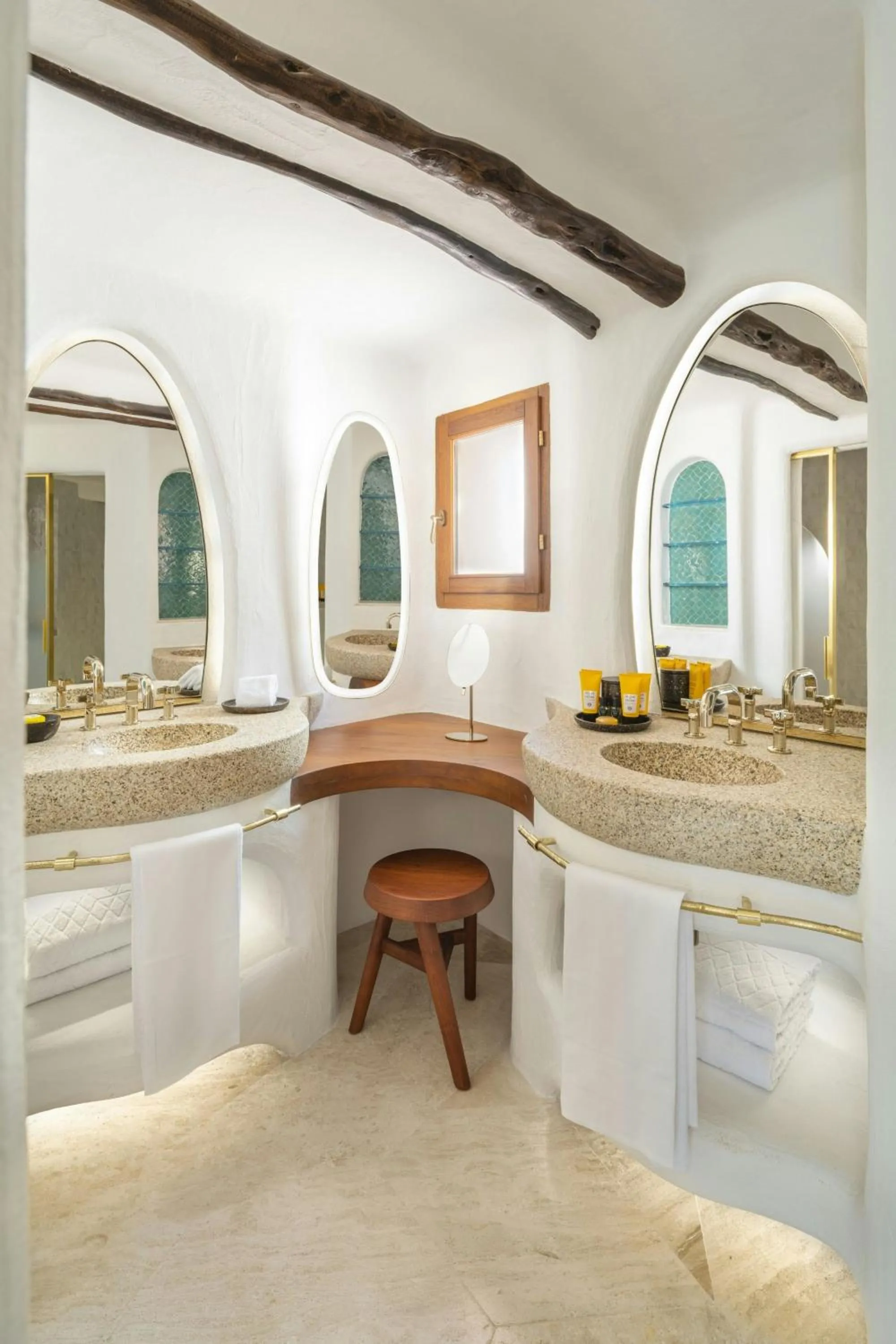 Photo of the whole room in Hotel Cala di Volpe, a Luxury Collection Hotel, Costa Smeralda