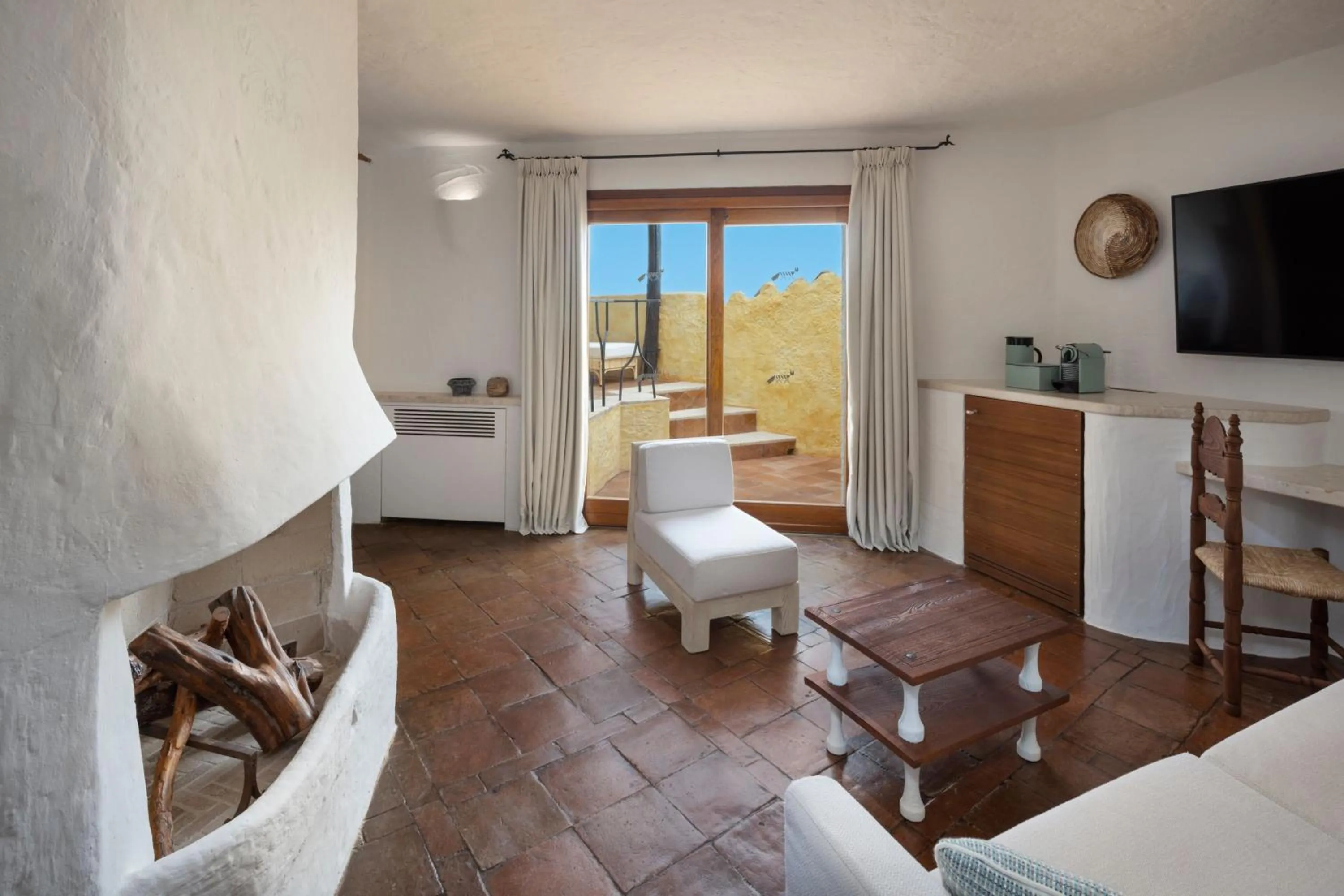 Living room in Hotel Cala di Volpe, a Luxury Collection Hotel, Costa Smeralda