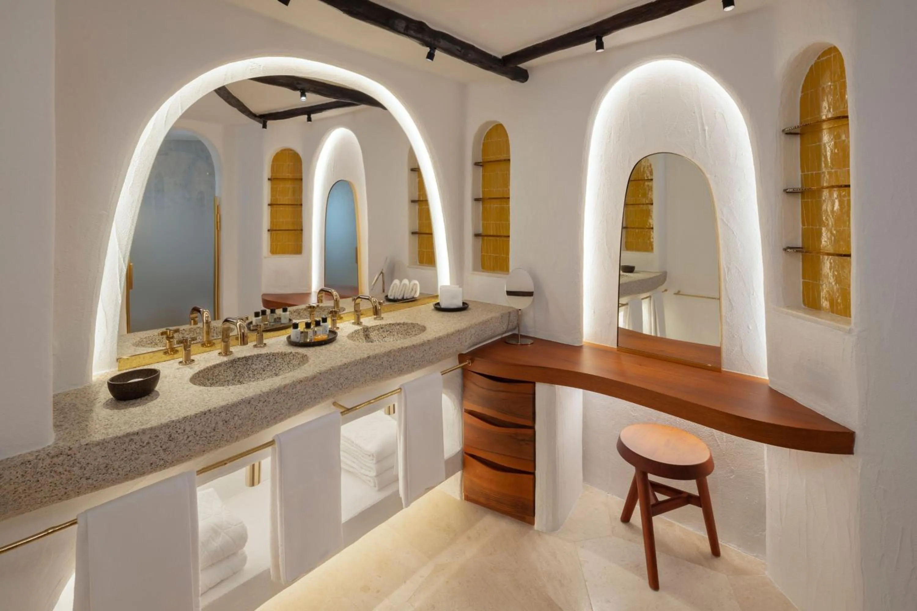 Bathroom in Hotel Cala di Volpe, a Luxury Collection Hotel, Costa Smeralda