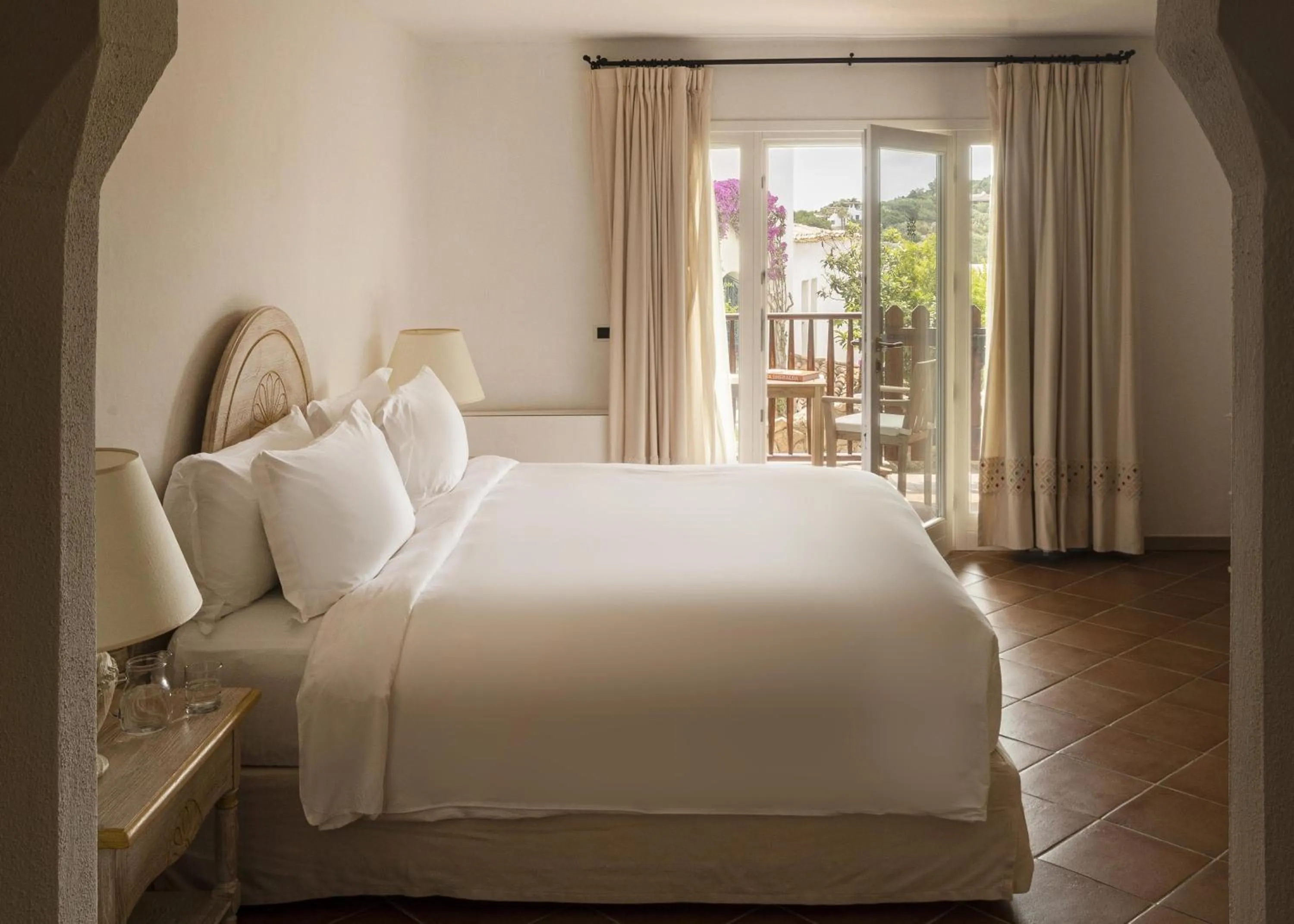 Bedroom, Bed in Romazzino, A Belmond Hotel, Costa Smeralda