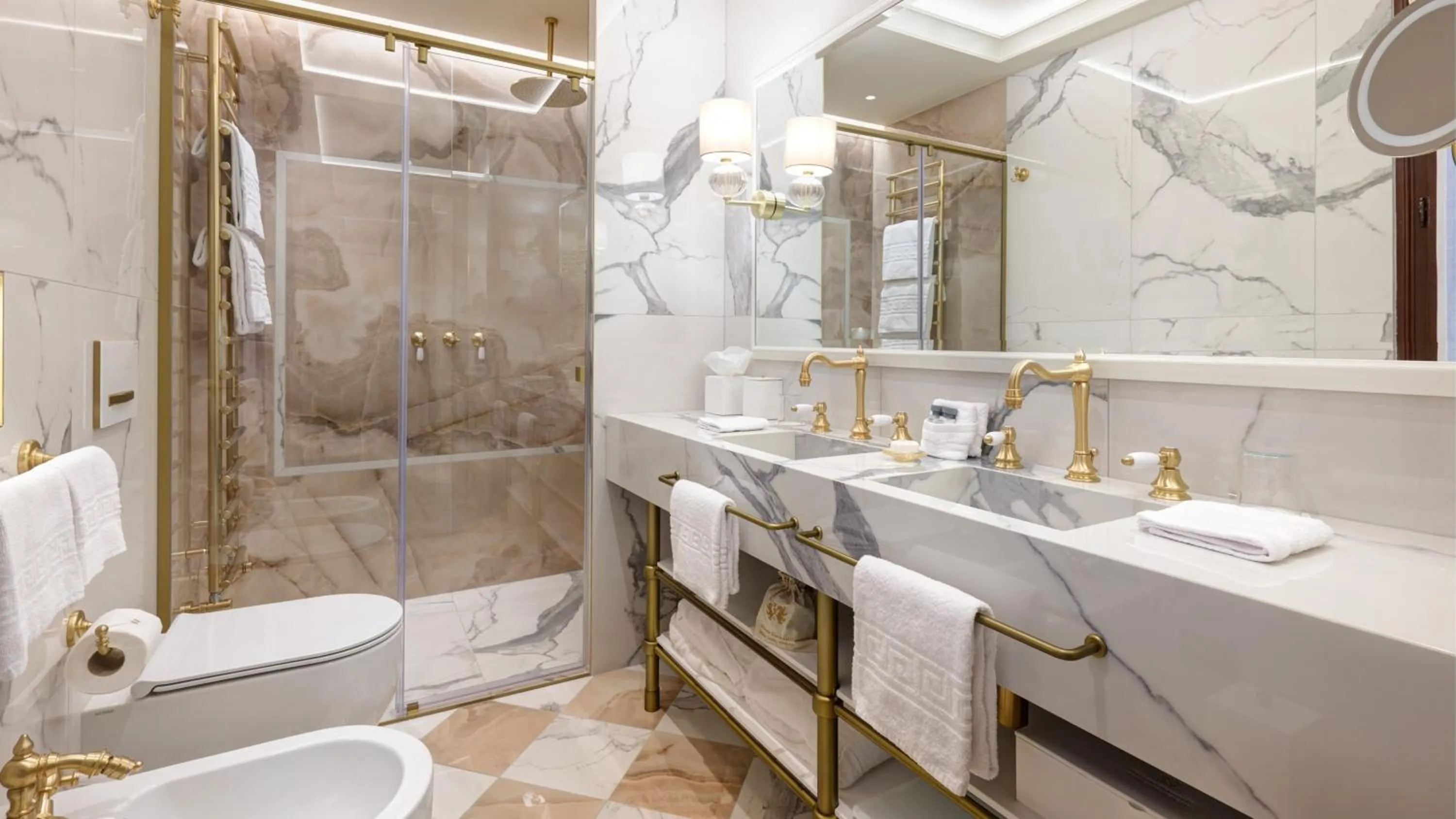 Bathroom in Hotel Palazzo Giovanelli e Gran Canal