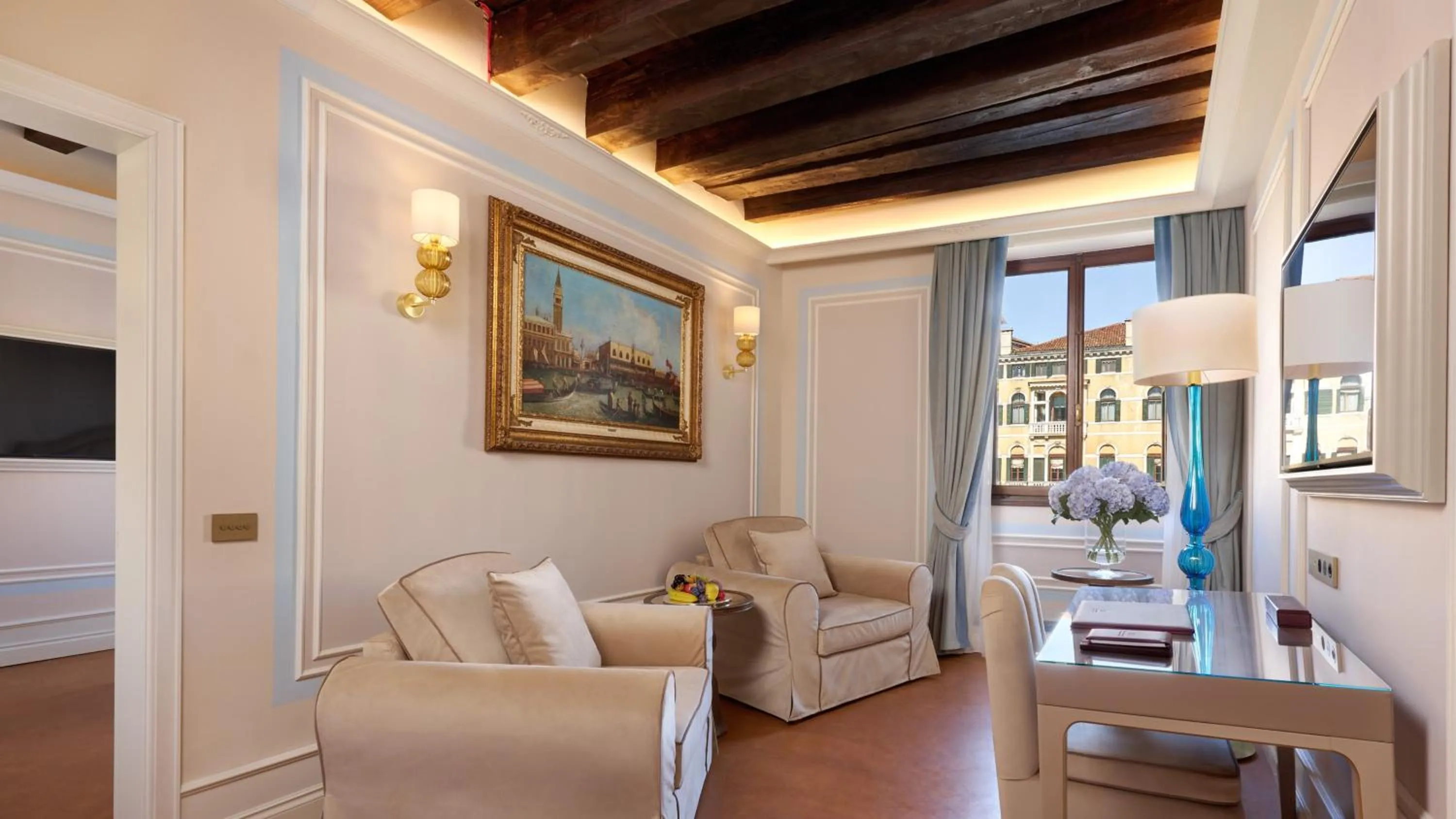 Living room in Hotel Palazzo Giovanelli e Gran Canal
