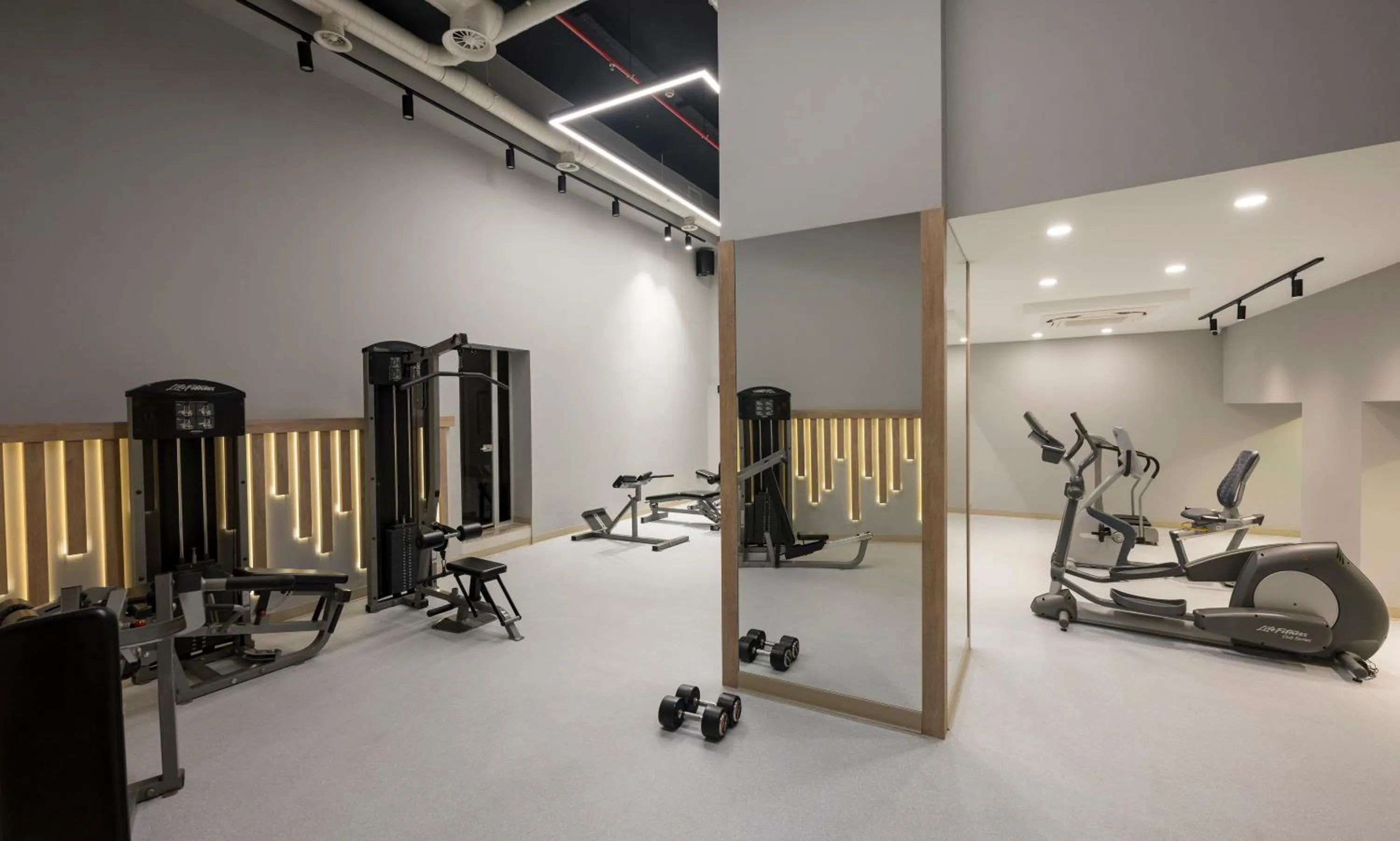 Fitness centre/facilities in Continental Hotel Pera