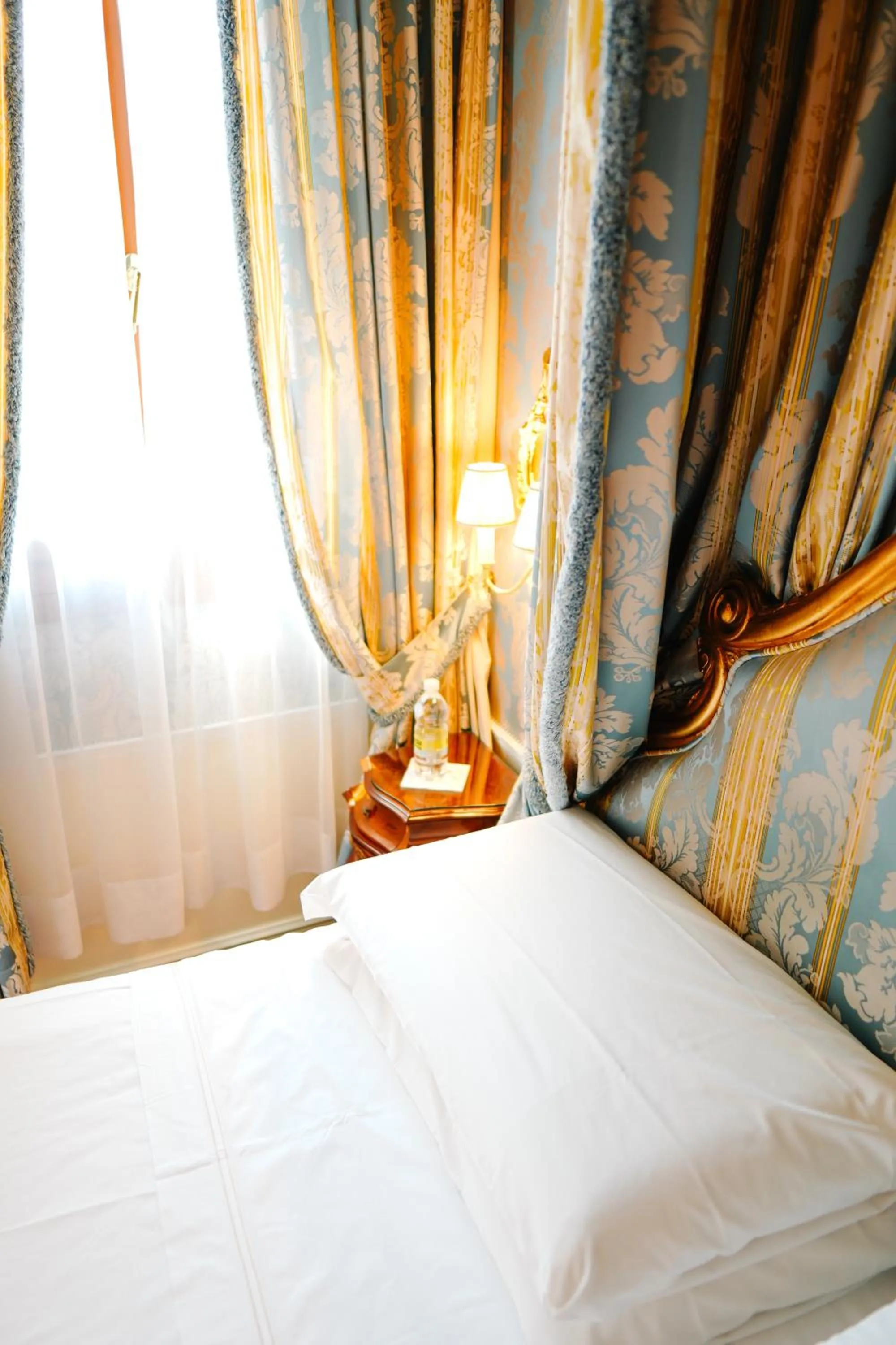 Decorative detail, Bed in Canal Grande