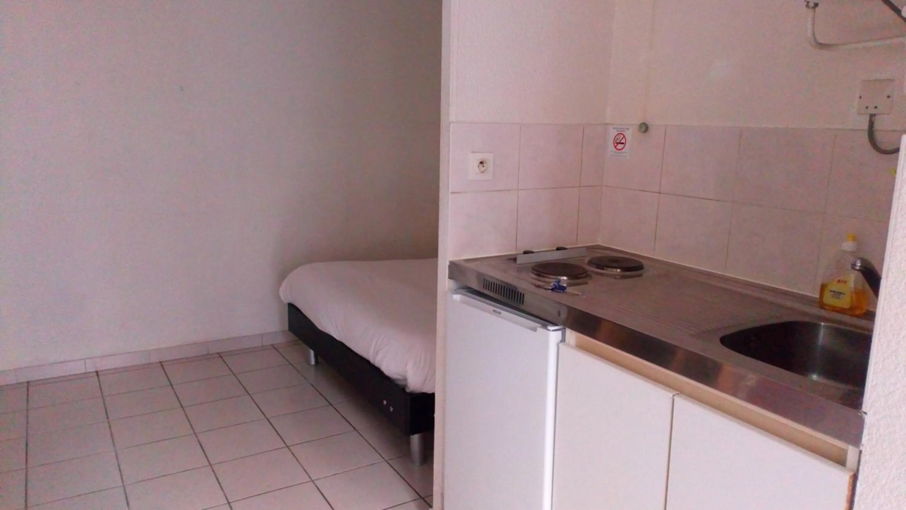 Kitchen or kitchenette in Résidence le Pastel François Verdier