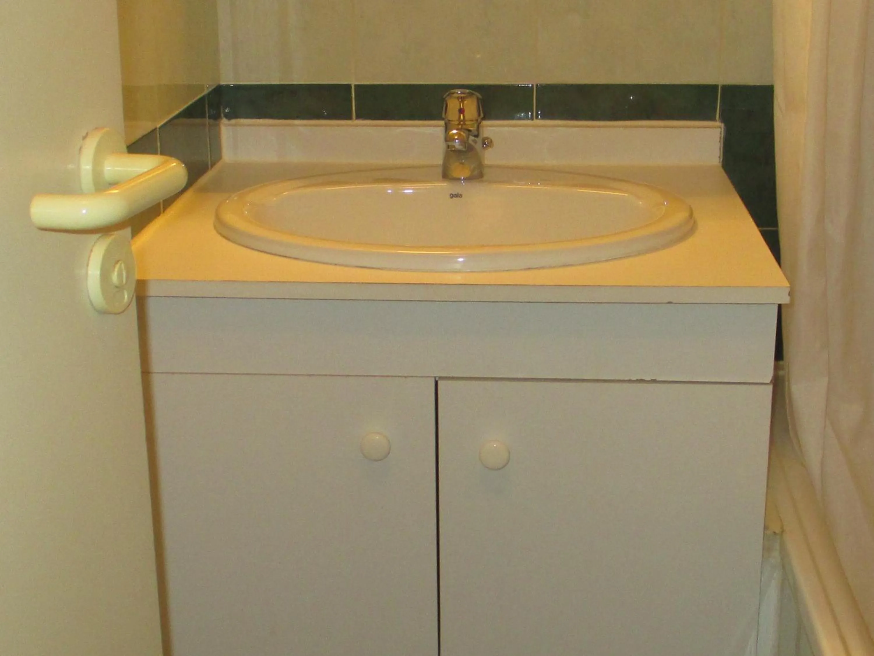 Bathroom in Résidence le Pastel François Verdier