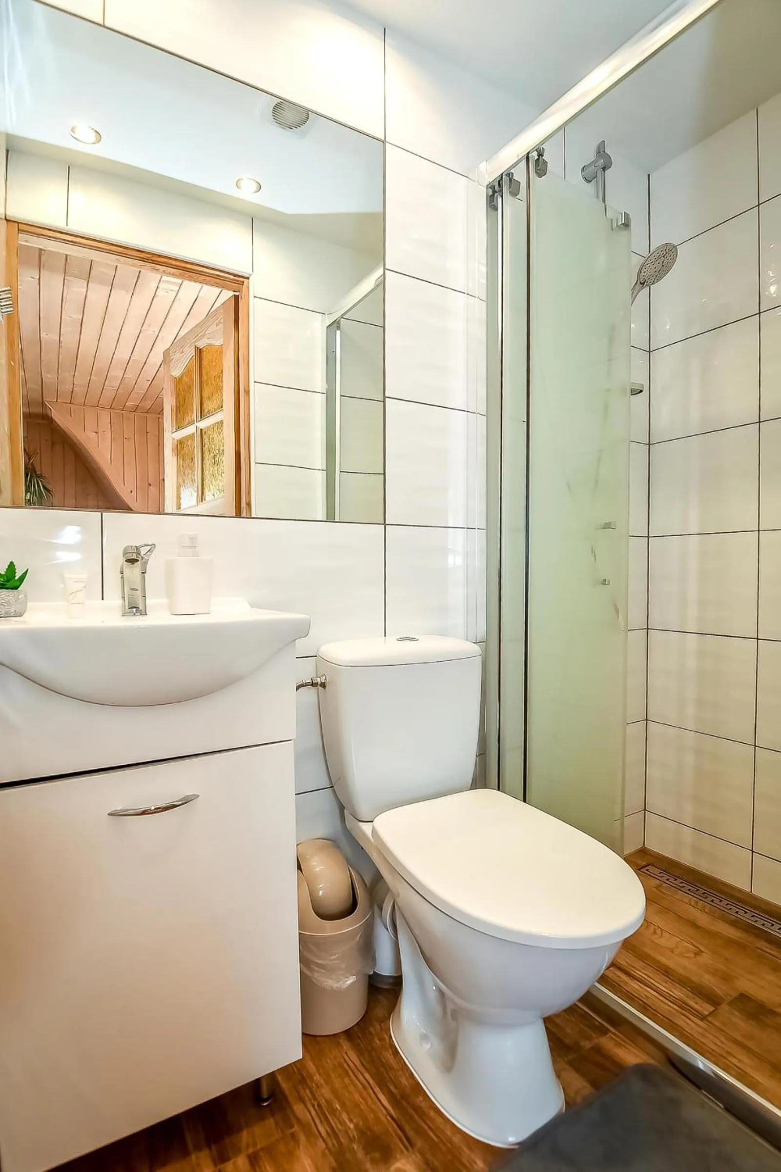 Shower in Willa u Perełki