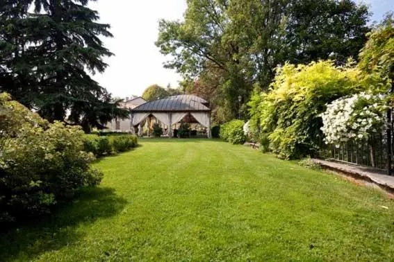 Garden in Hotel Villa Beccaris