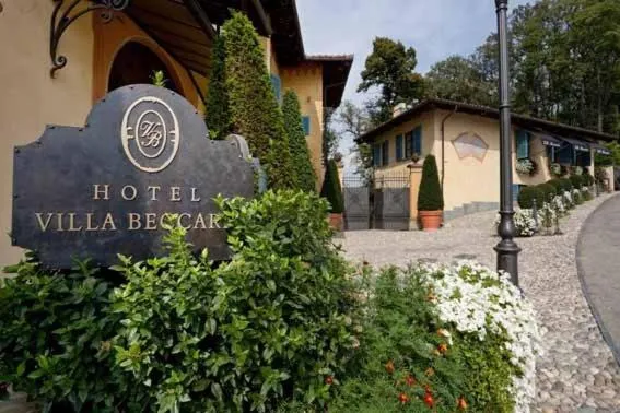 Facade/entrance in Hotel Villa Beccaris