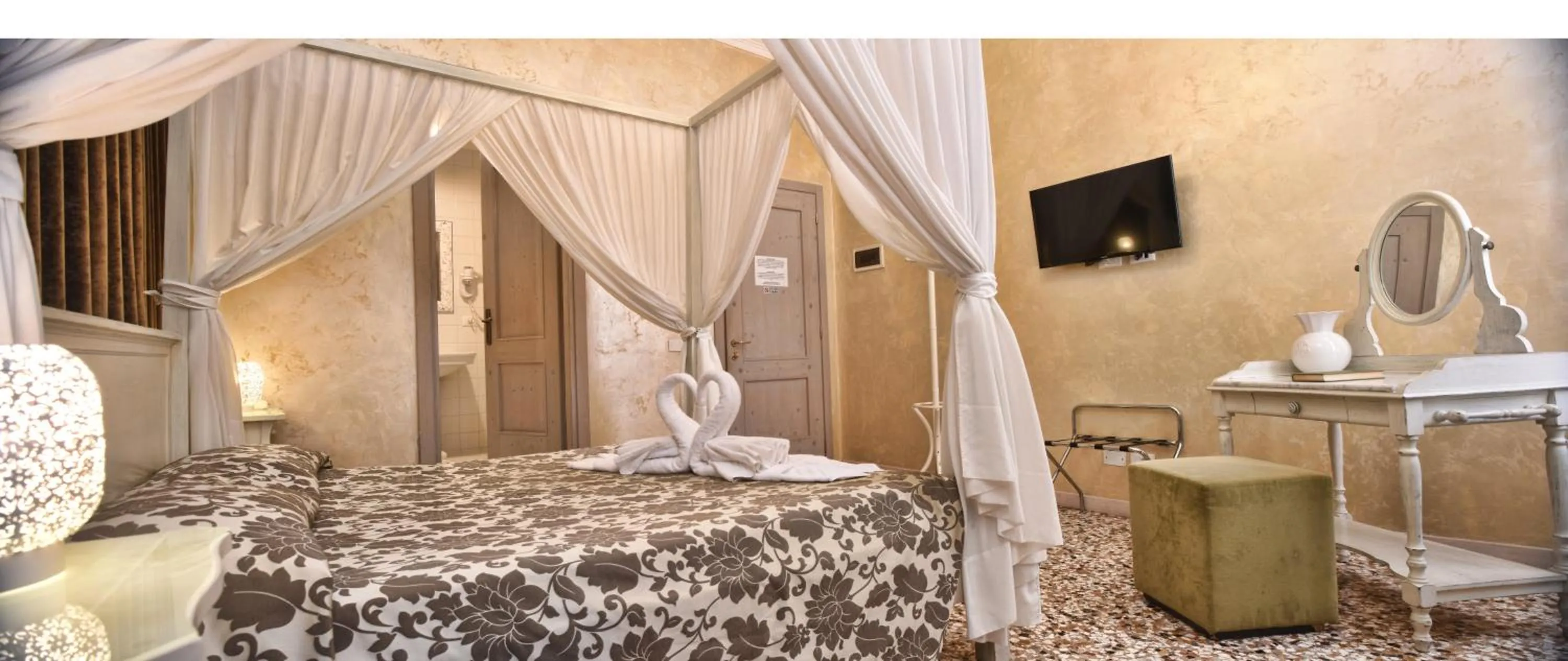 Bed in Locanda Casa Martini