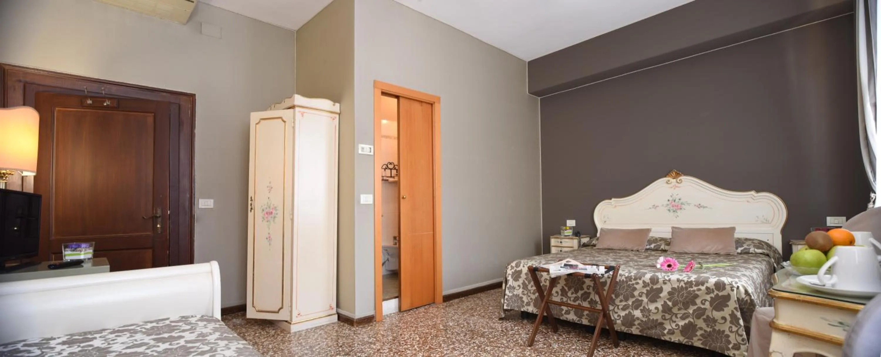 Photo of the whole room, Bed in Locanda Casa Martini