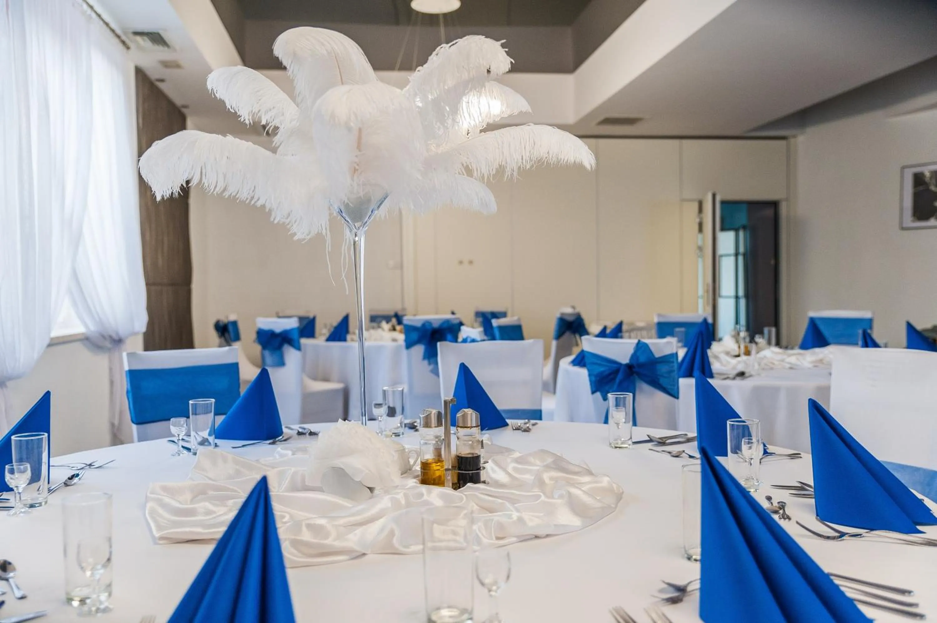 Restaurant/places to eat in Hotel Horyzont