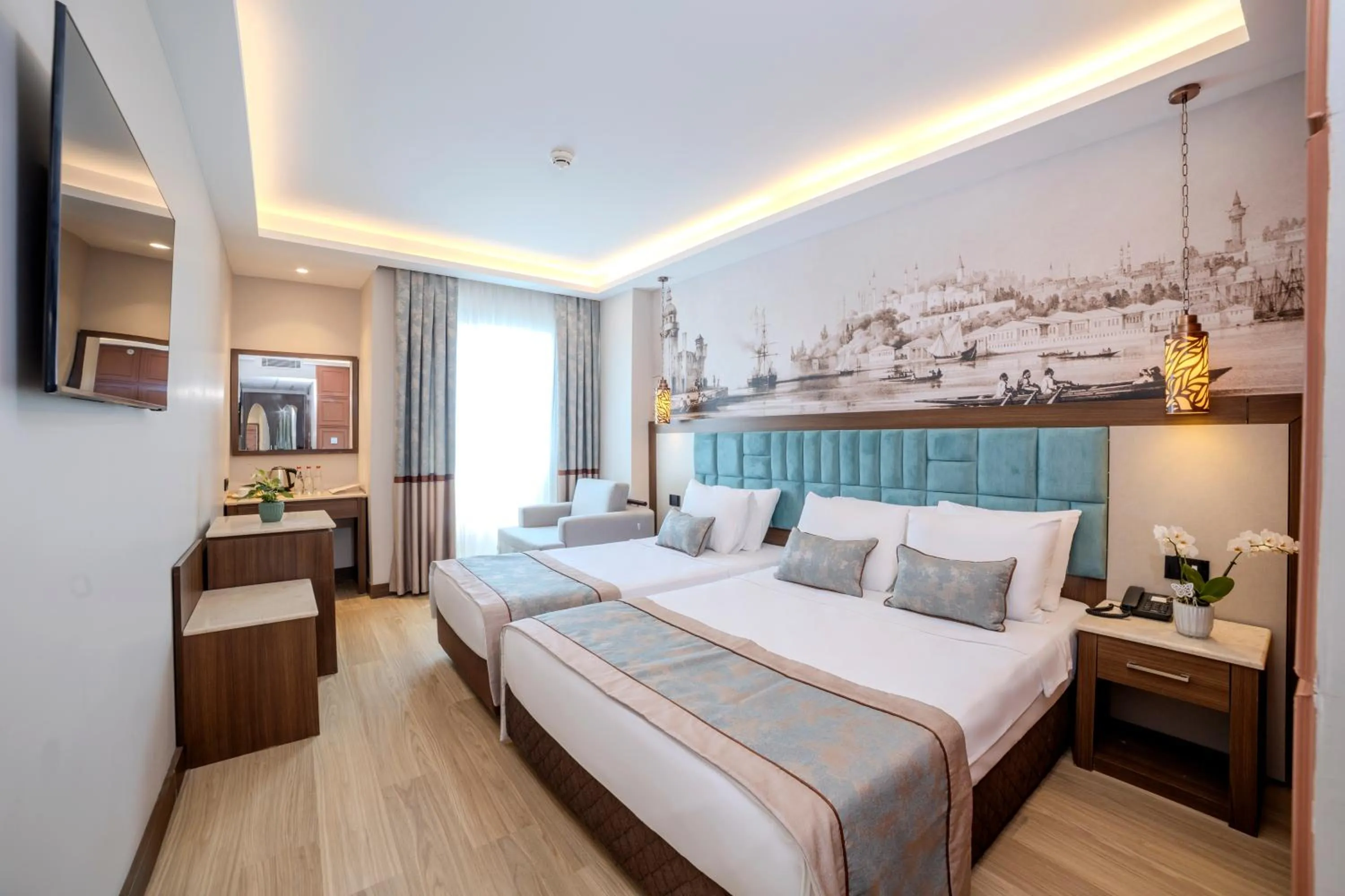 Bedroom, Bed in Grand Hilarium Hotel