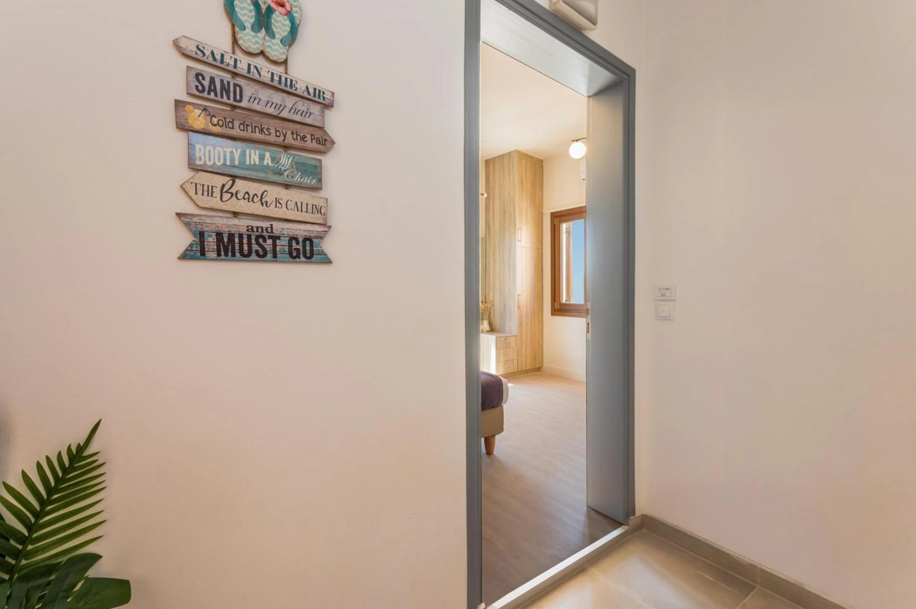 Facade/entrance in Porto Orion Studios