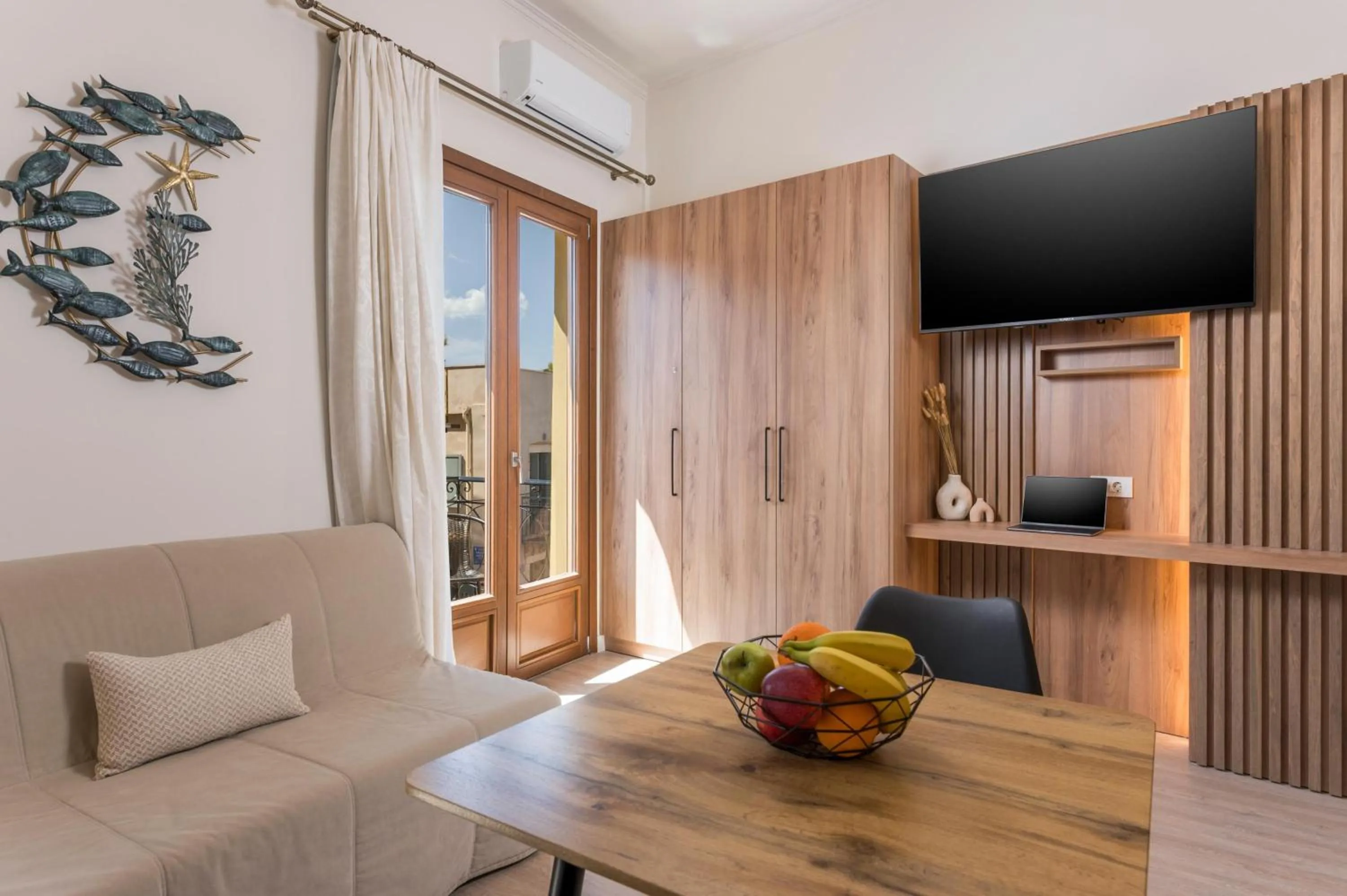 TV and multimedia in Porto Orion Studios