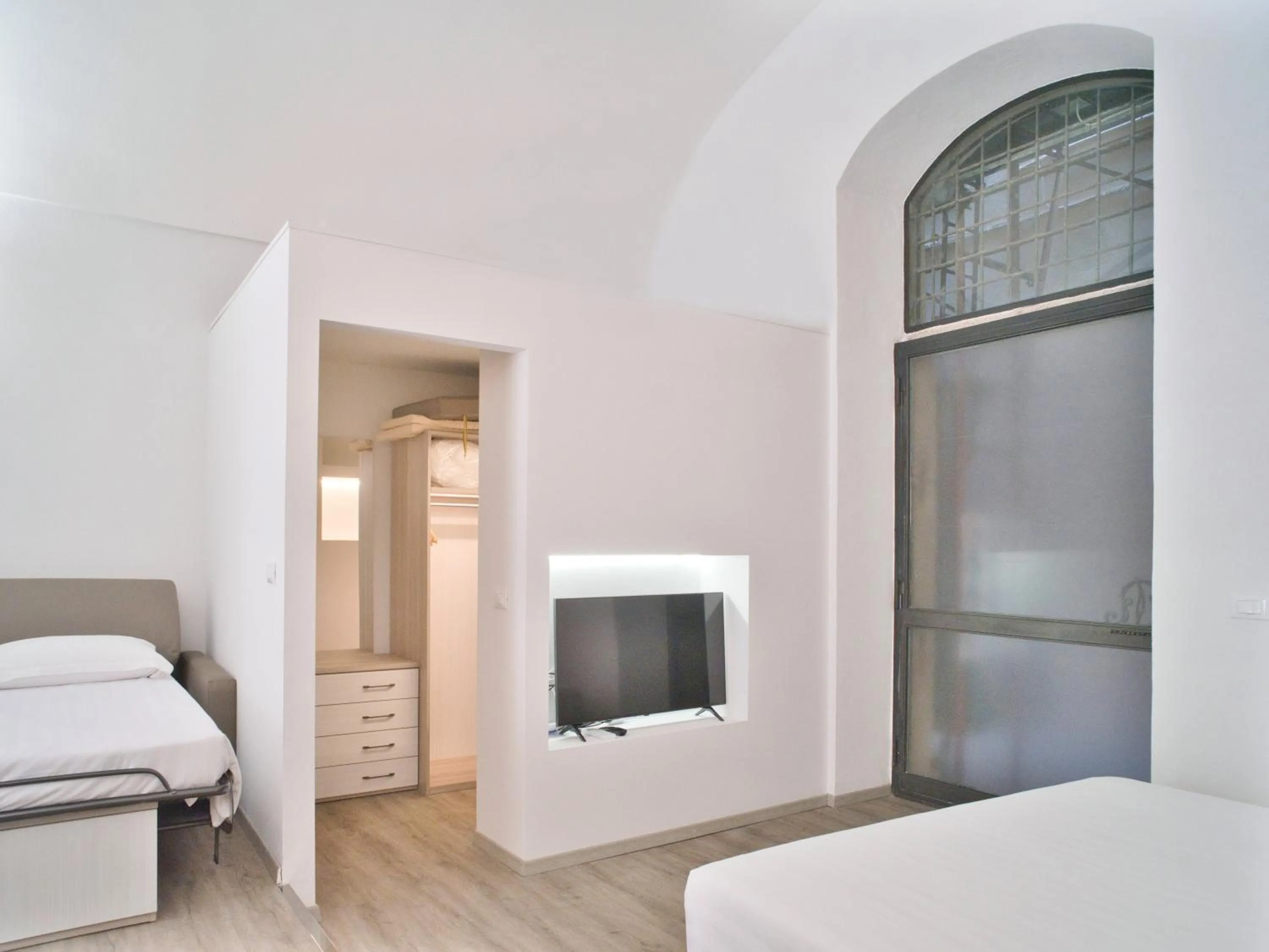 TV and multimedia, Bed in Hotel Medusa