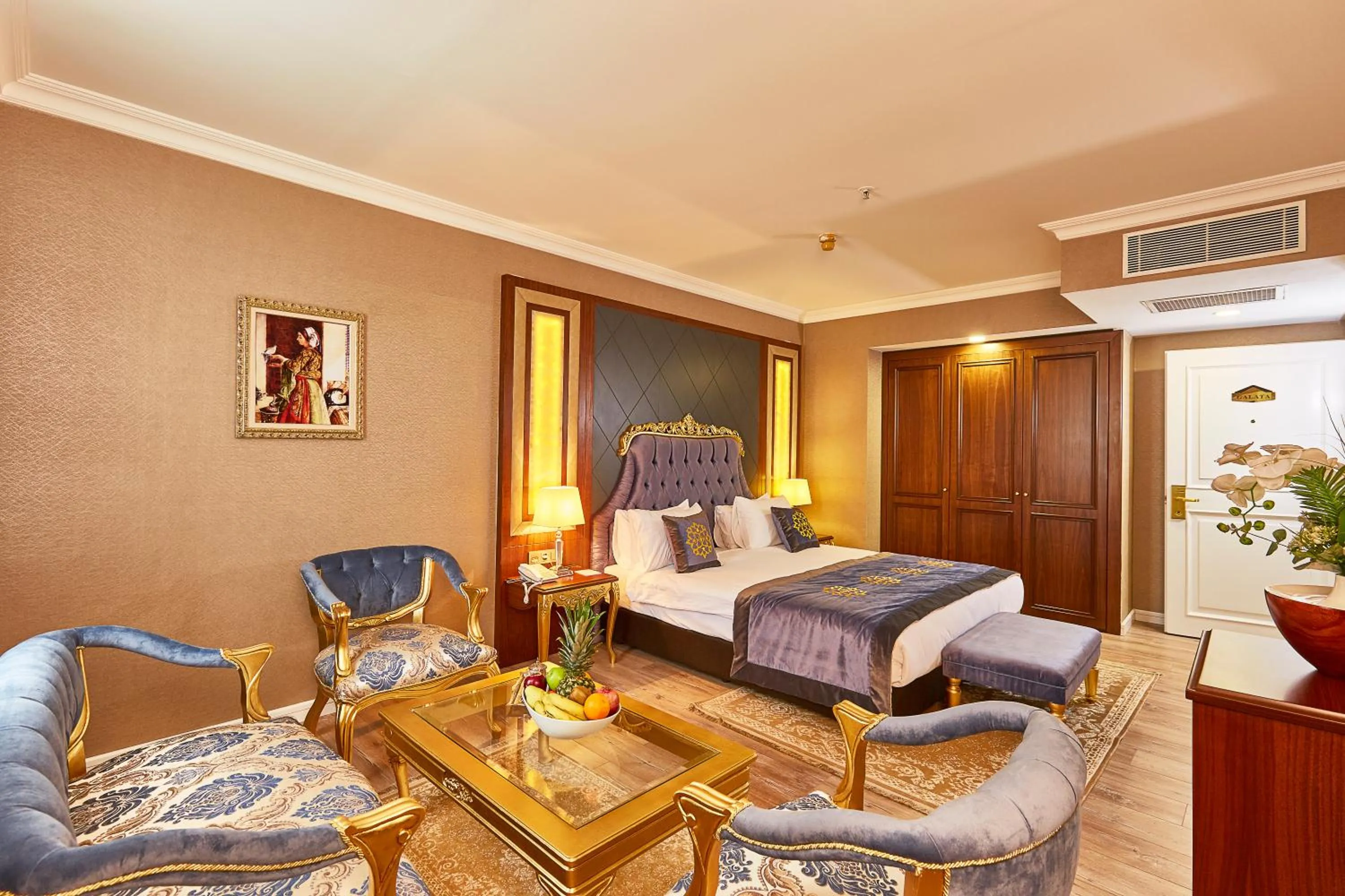 Bed in Seres Hotel Old City