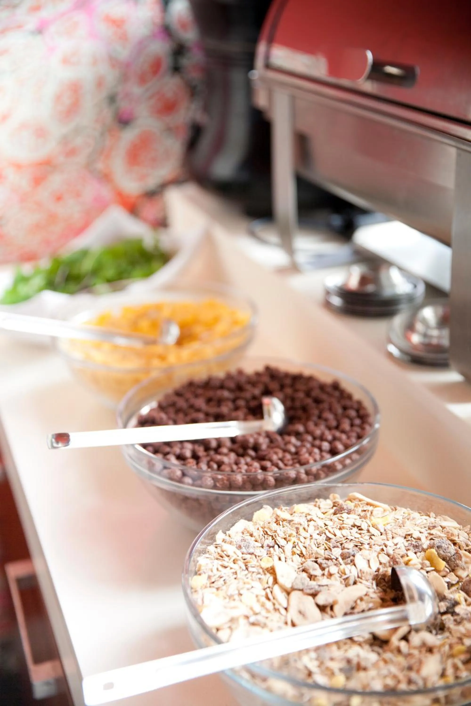 Buffet breakfast in Seres Hotel Old City