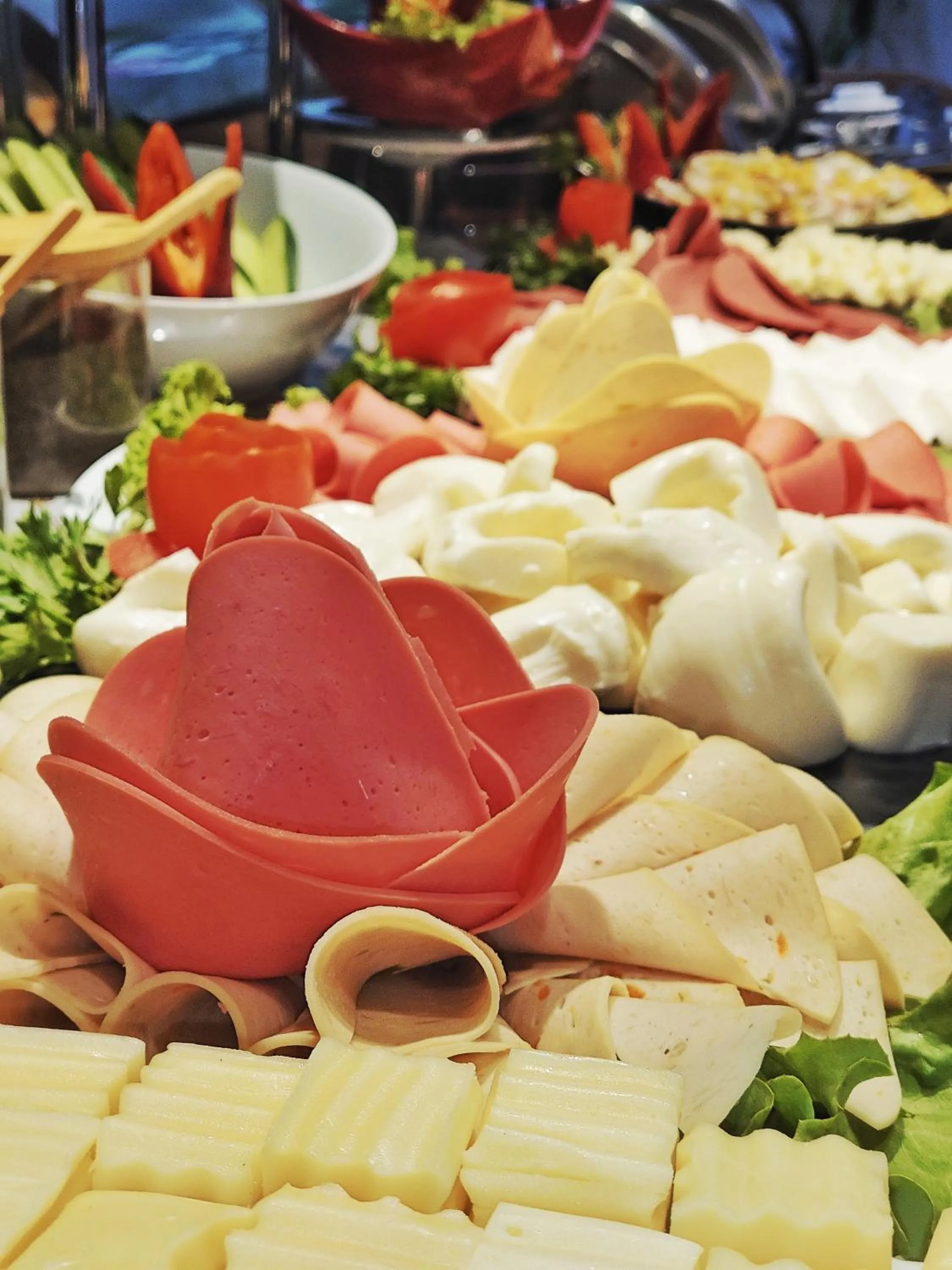 Restaurant/places to eat in Orient Mintur Hotel