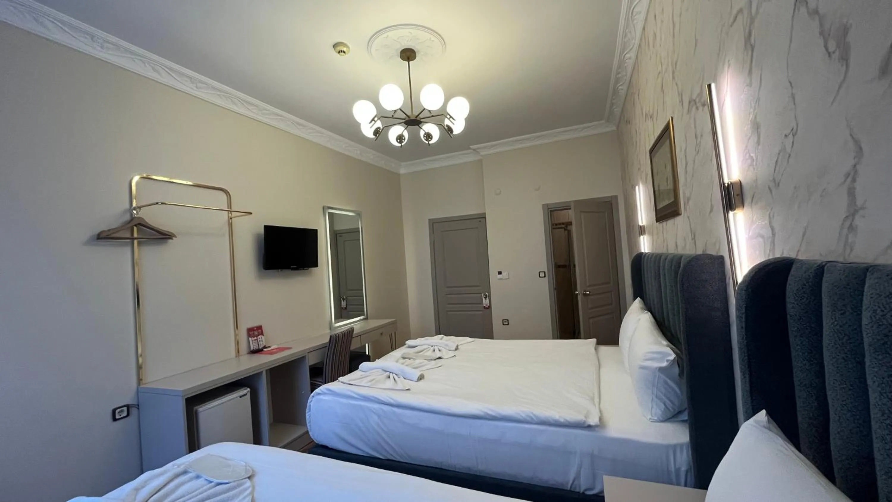 Bed in Hotel Tulip House