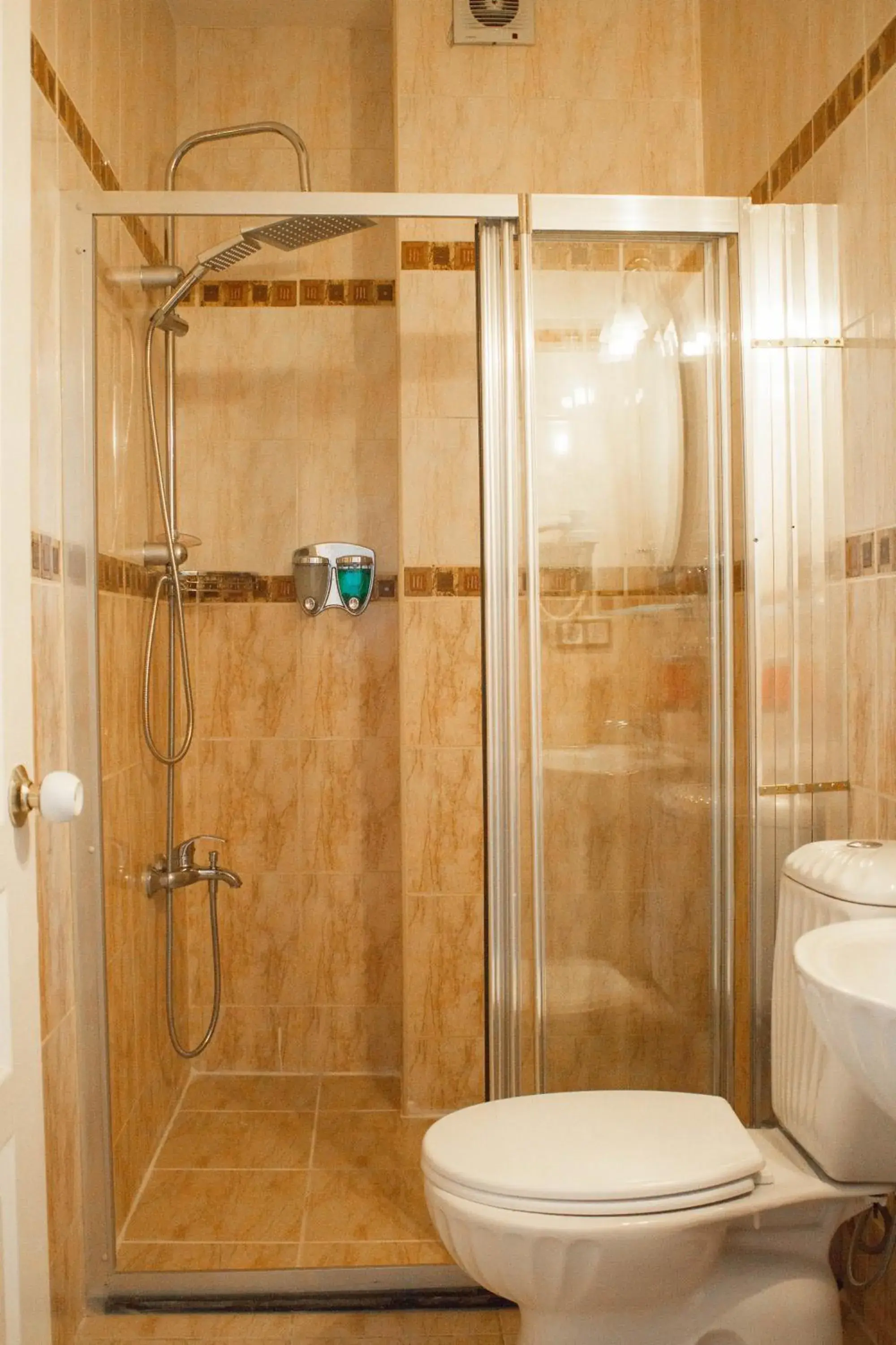 Standard Double Room in Hotel Tulip House Standard Double Room in Hotel Tulip House