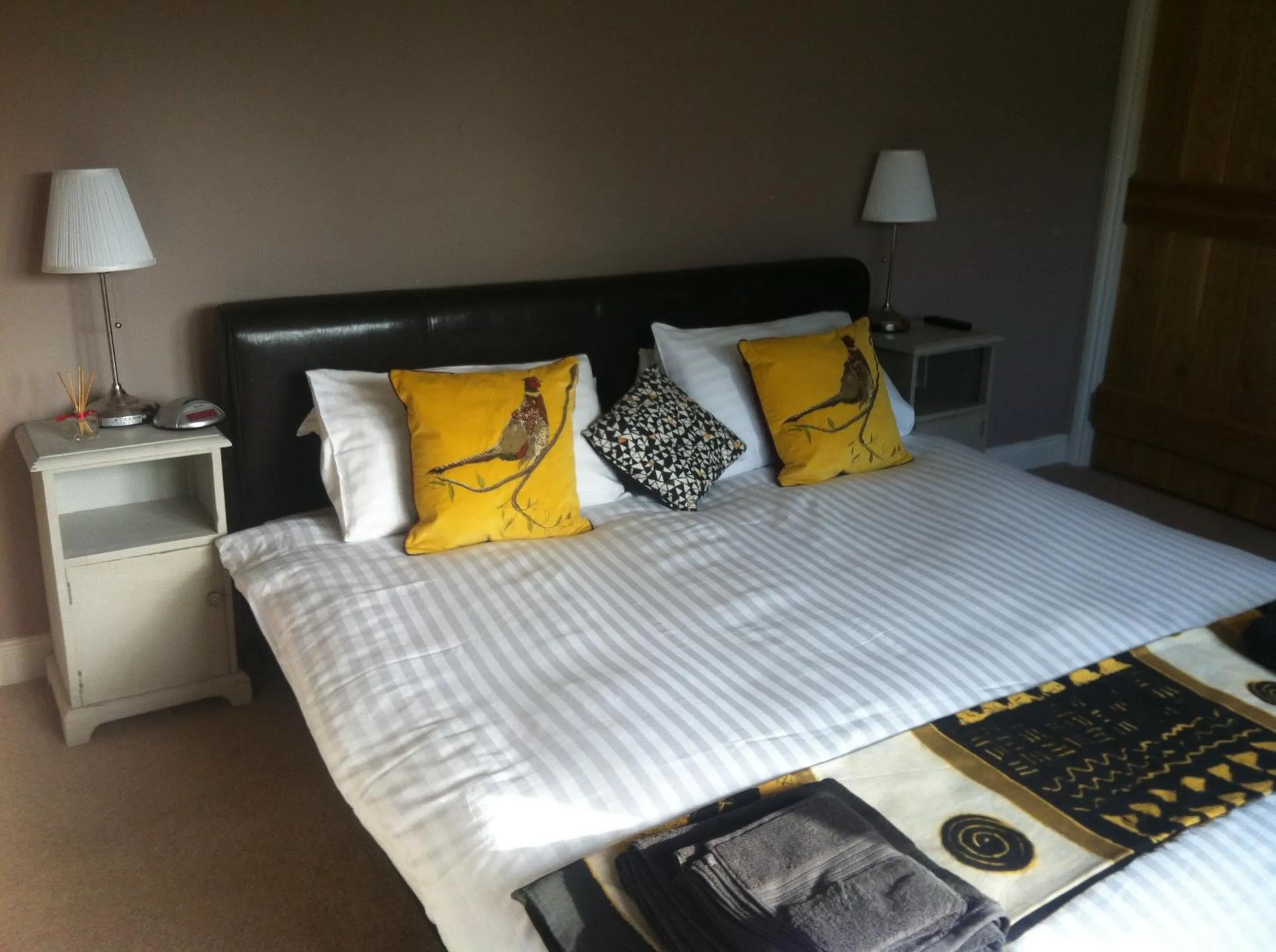 Bedroom, Bed in East Dunster Deer Farm B&B