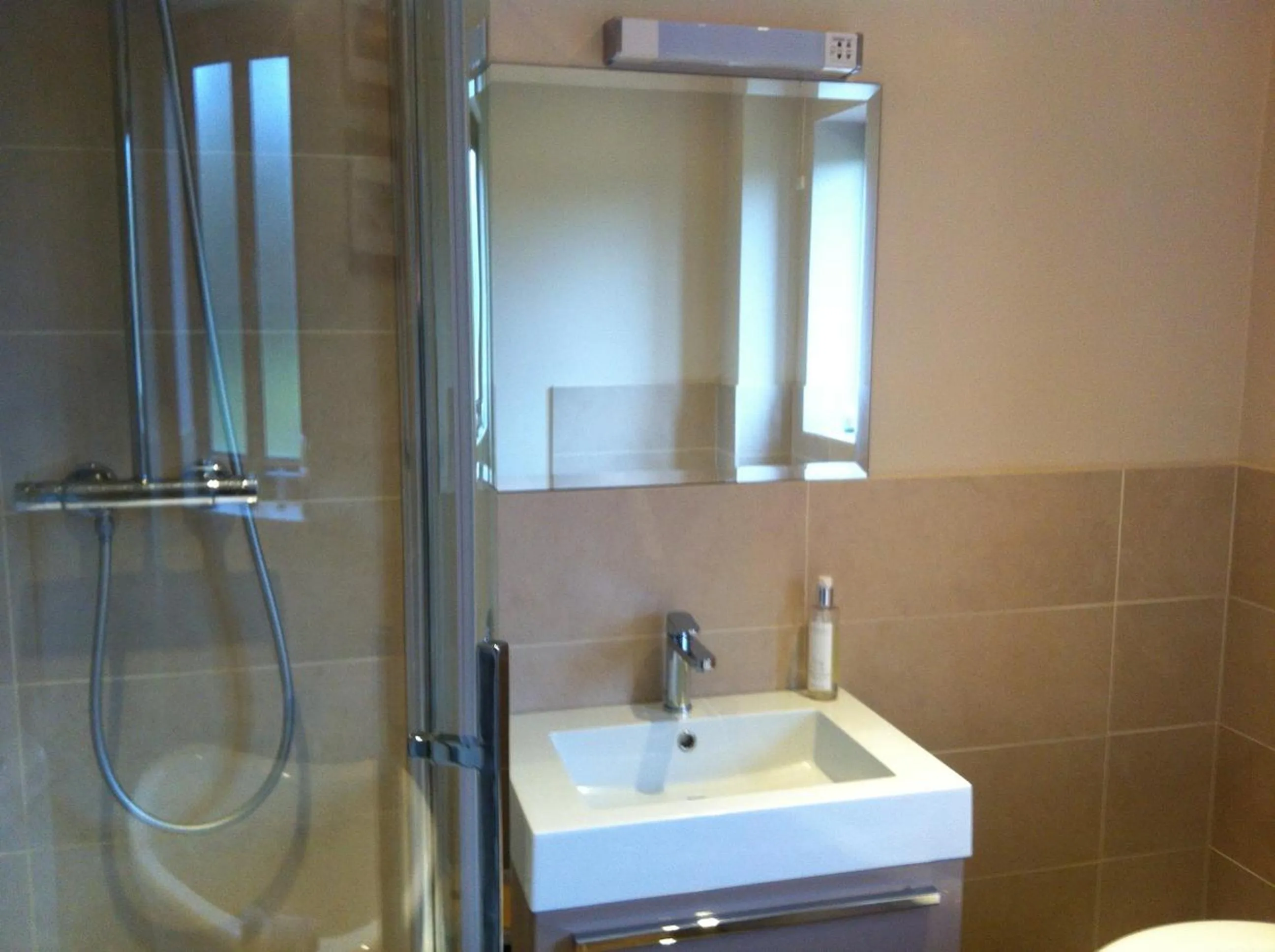 Bathroom in East Dunster Deer Farm B&B