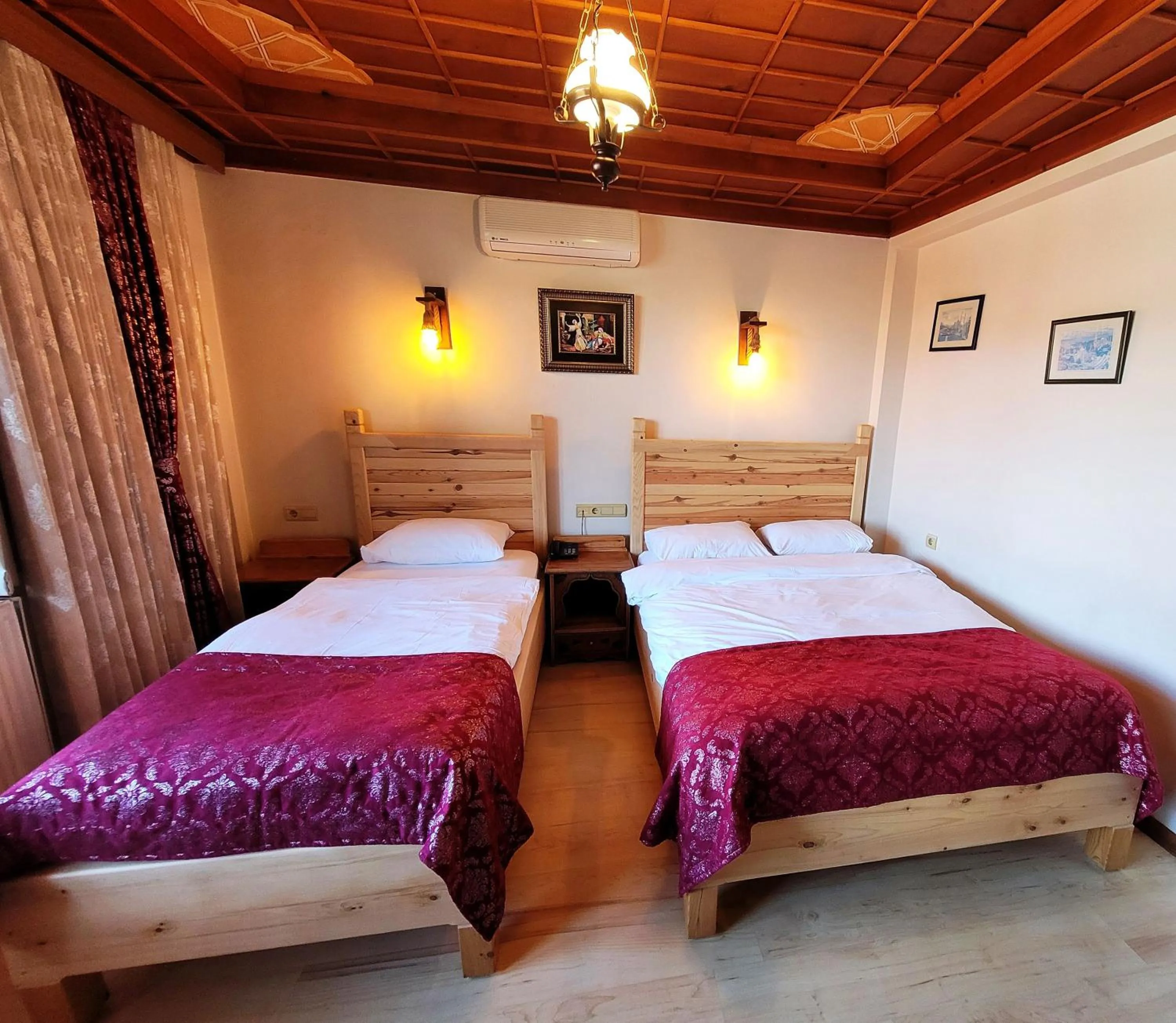 Bedroom, Bed in Saruhan Hotel