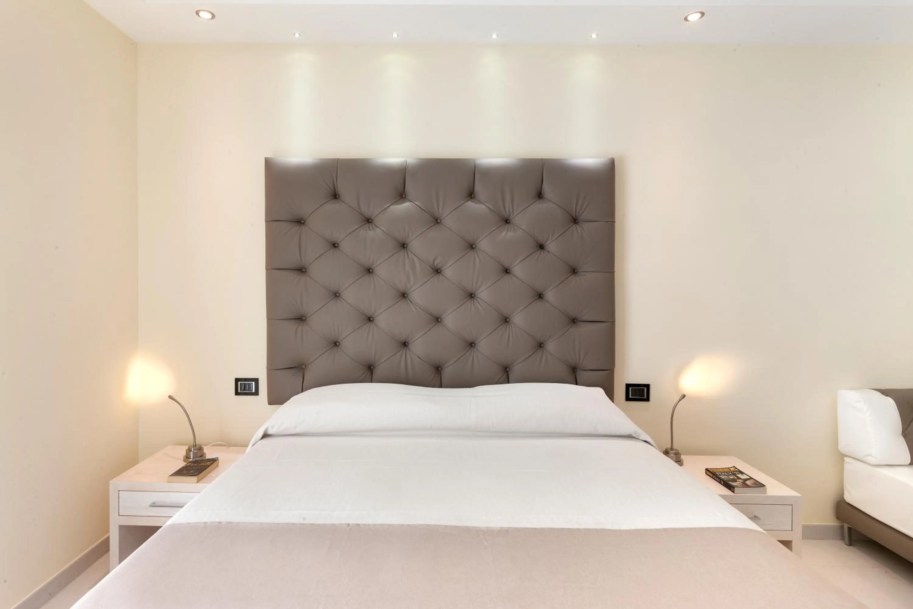 Bed in Palazzo Tritone & Abagnale