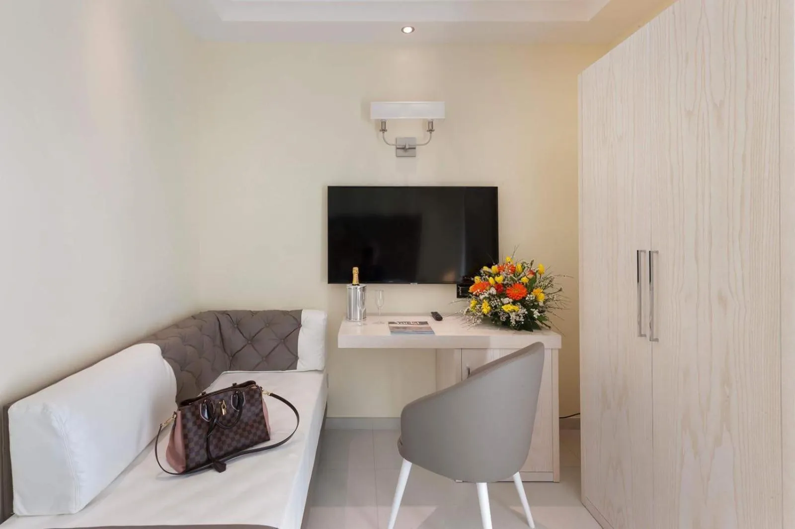 Bed in Palazzo Tritone & Abagnale