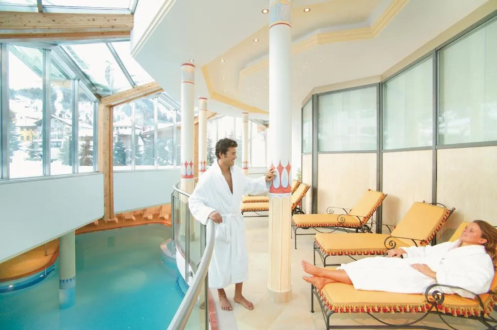 Swimming pool in Hotel Col Alto