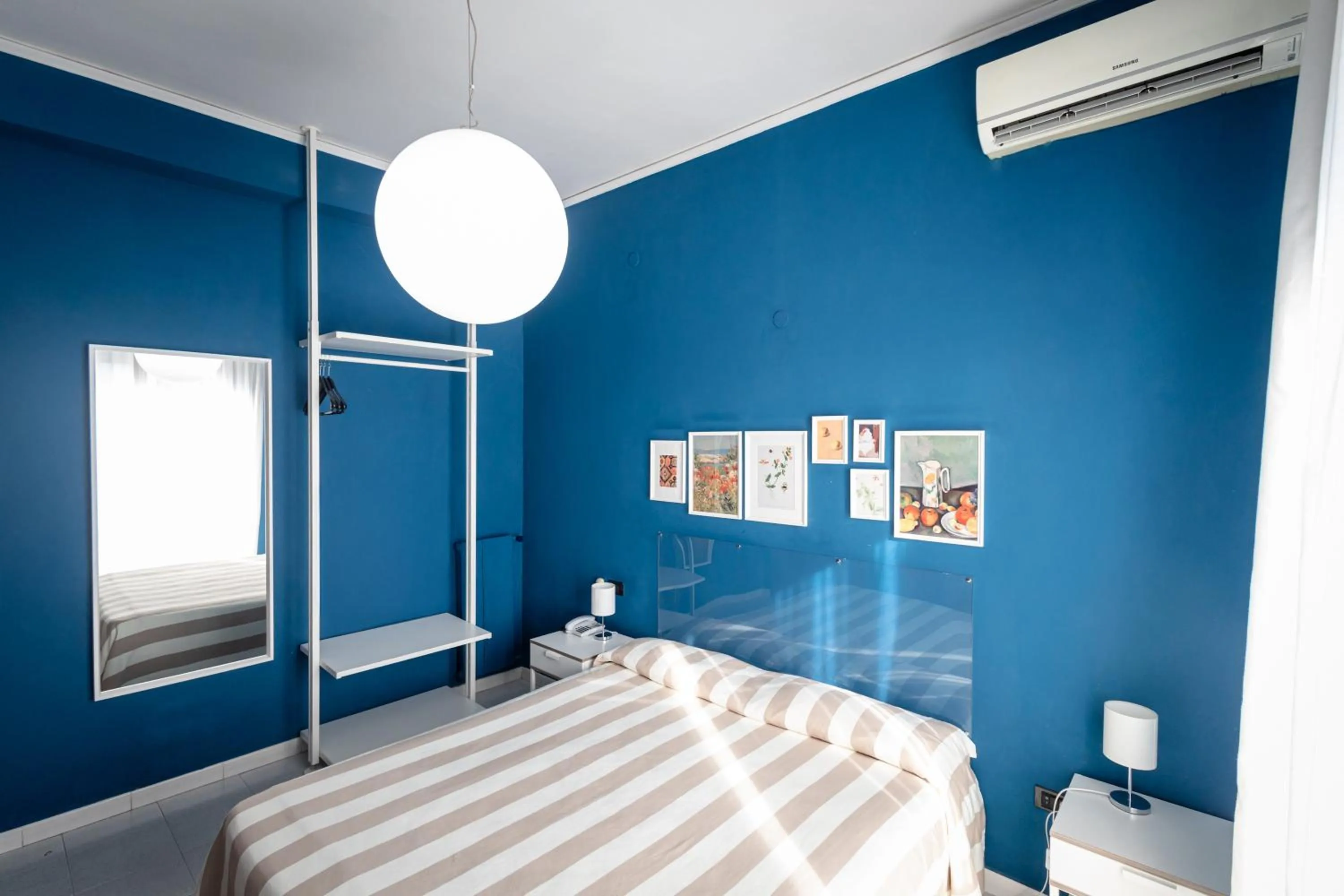 Bedroom, Bed in Hotel Carosello