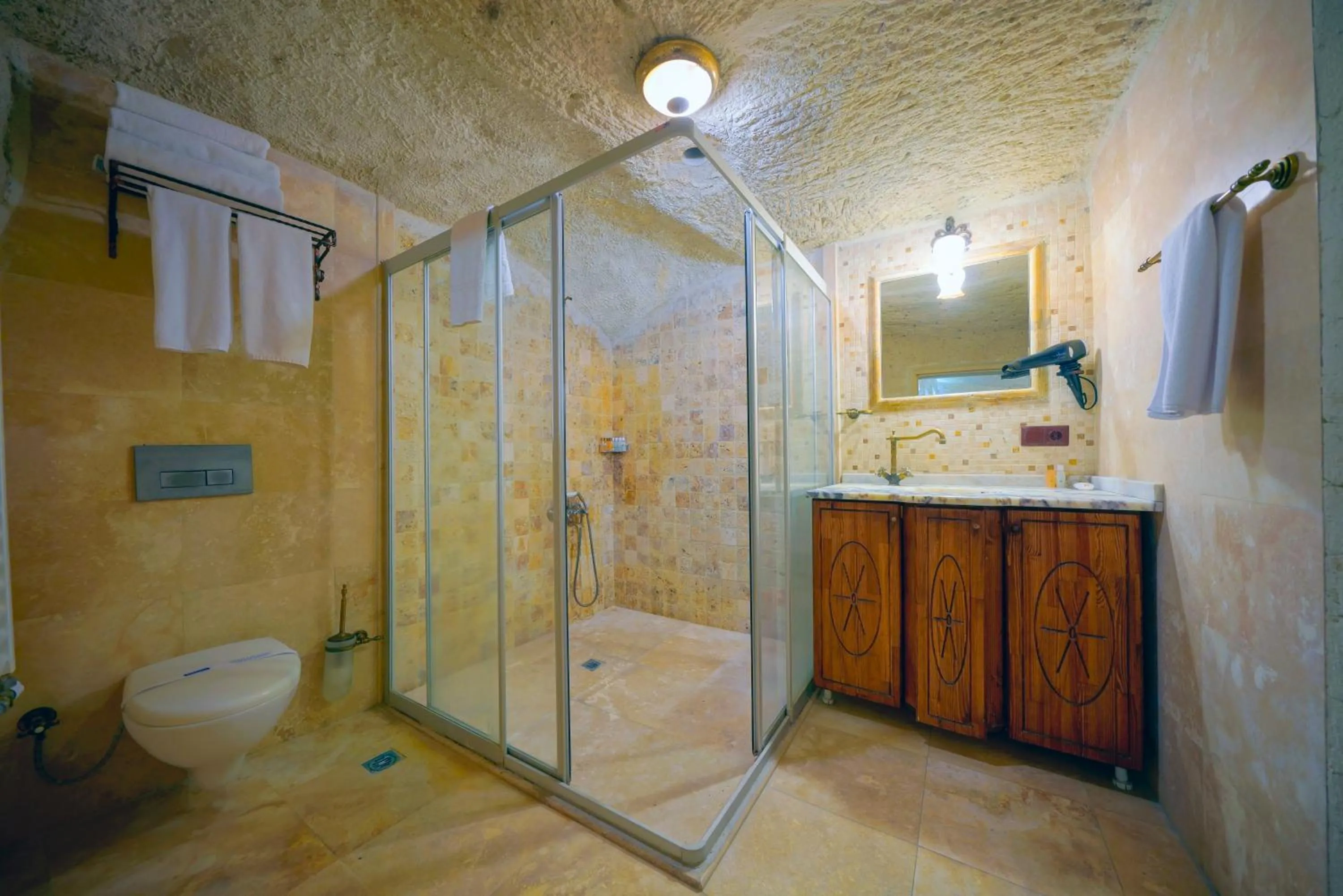 Bathroom in Elysee Cave House