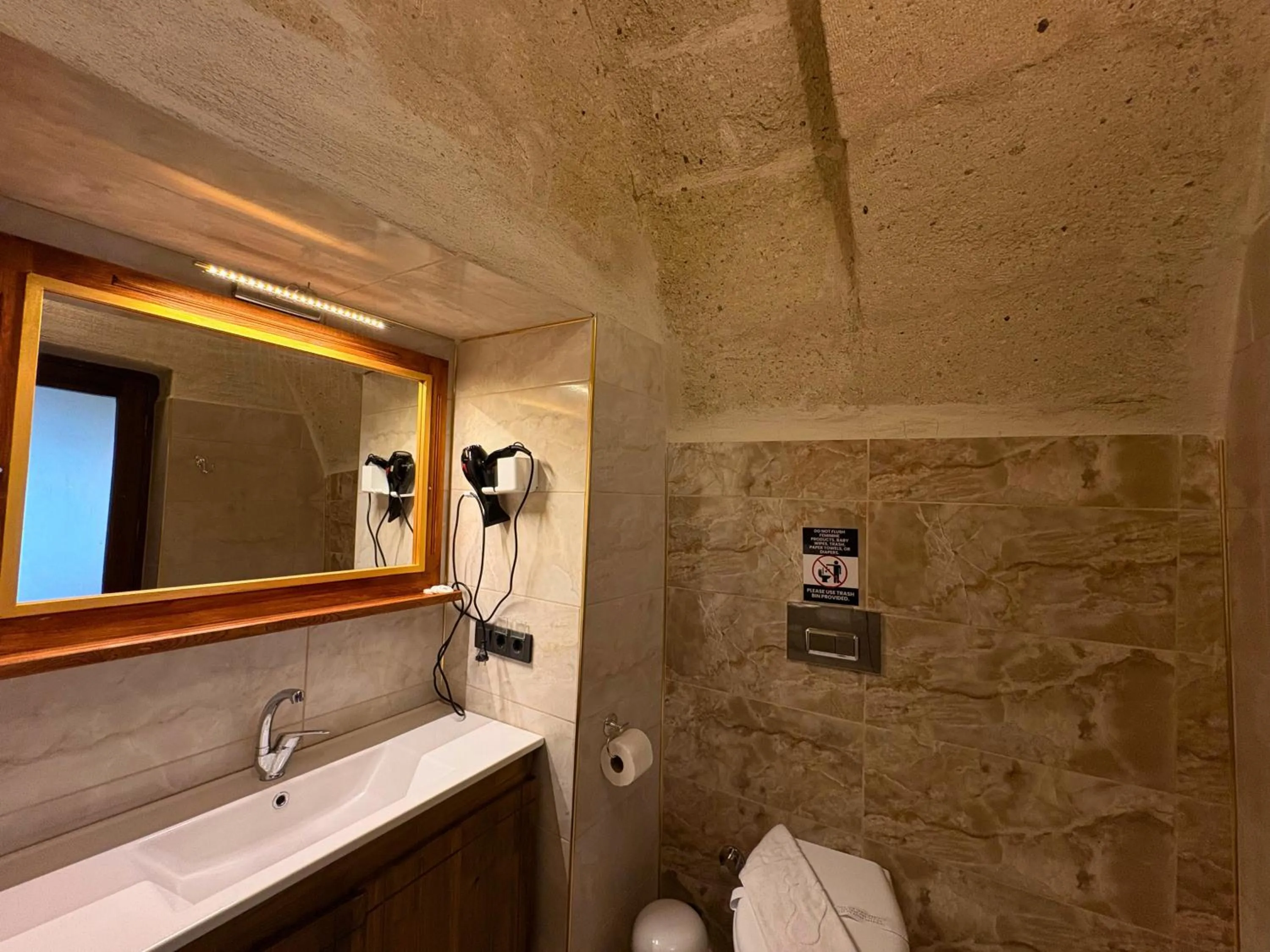 Bathroom in Elysee Cave House