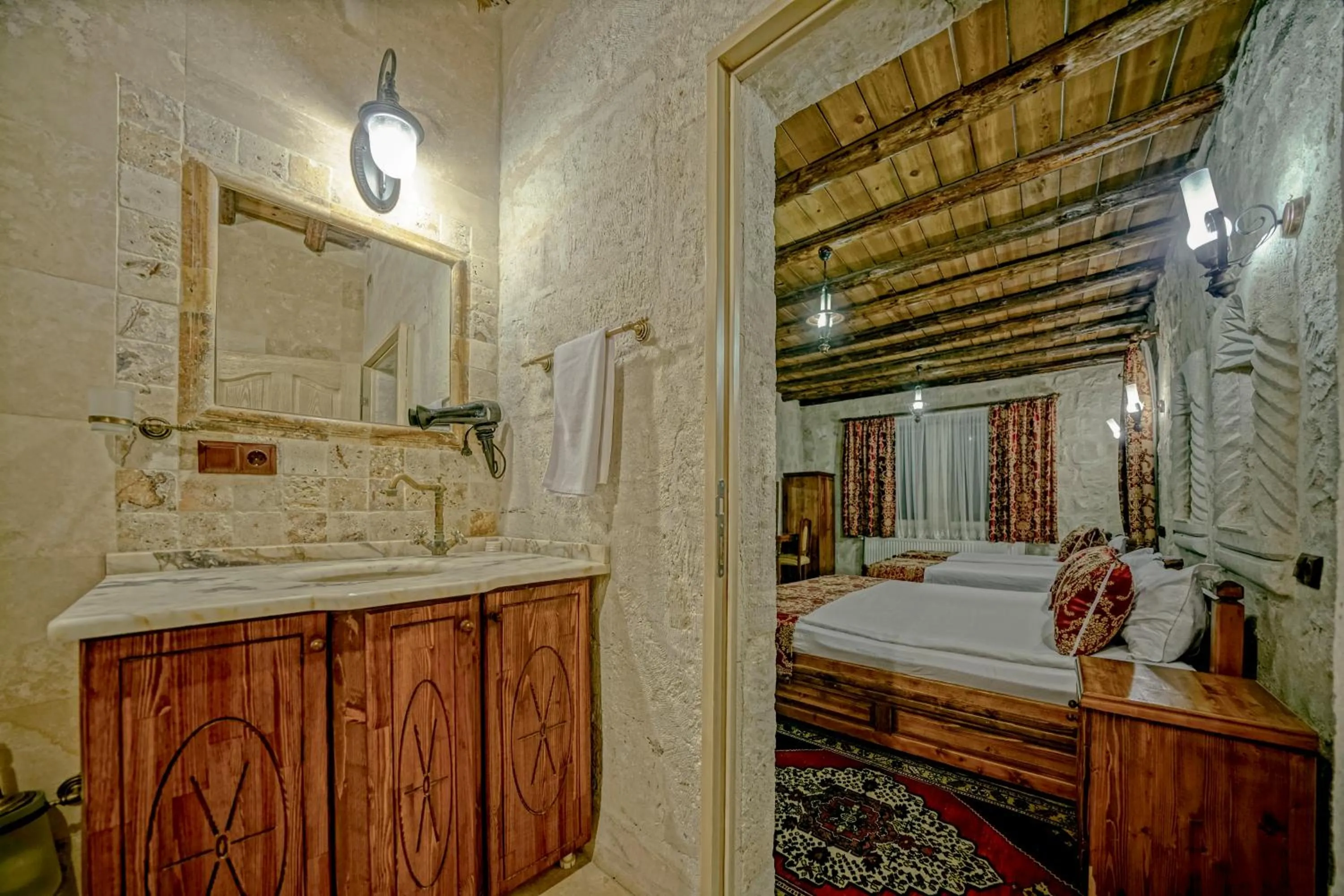 Bathroom in Elysee Cave House