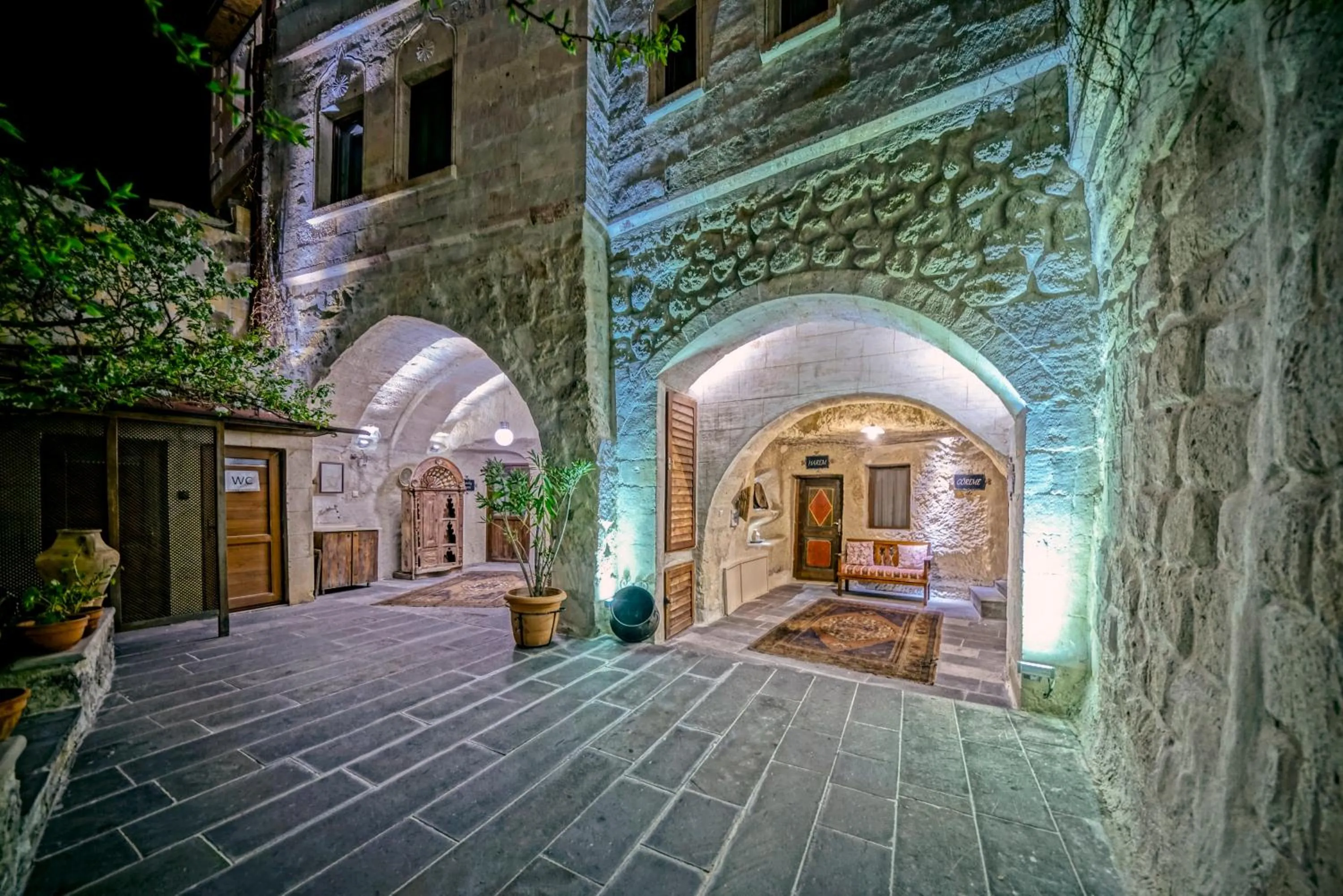 Property building in Elysee Cave House