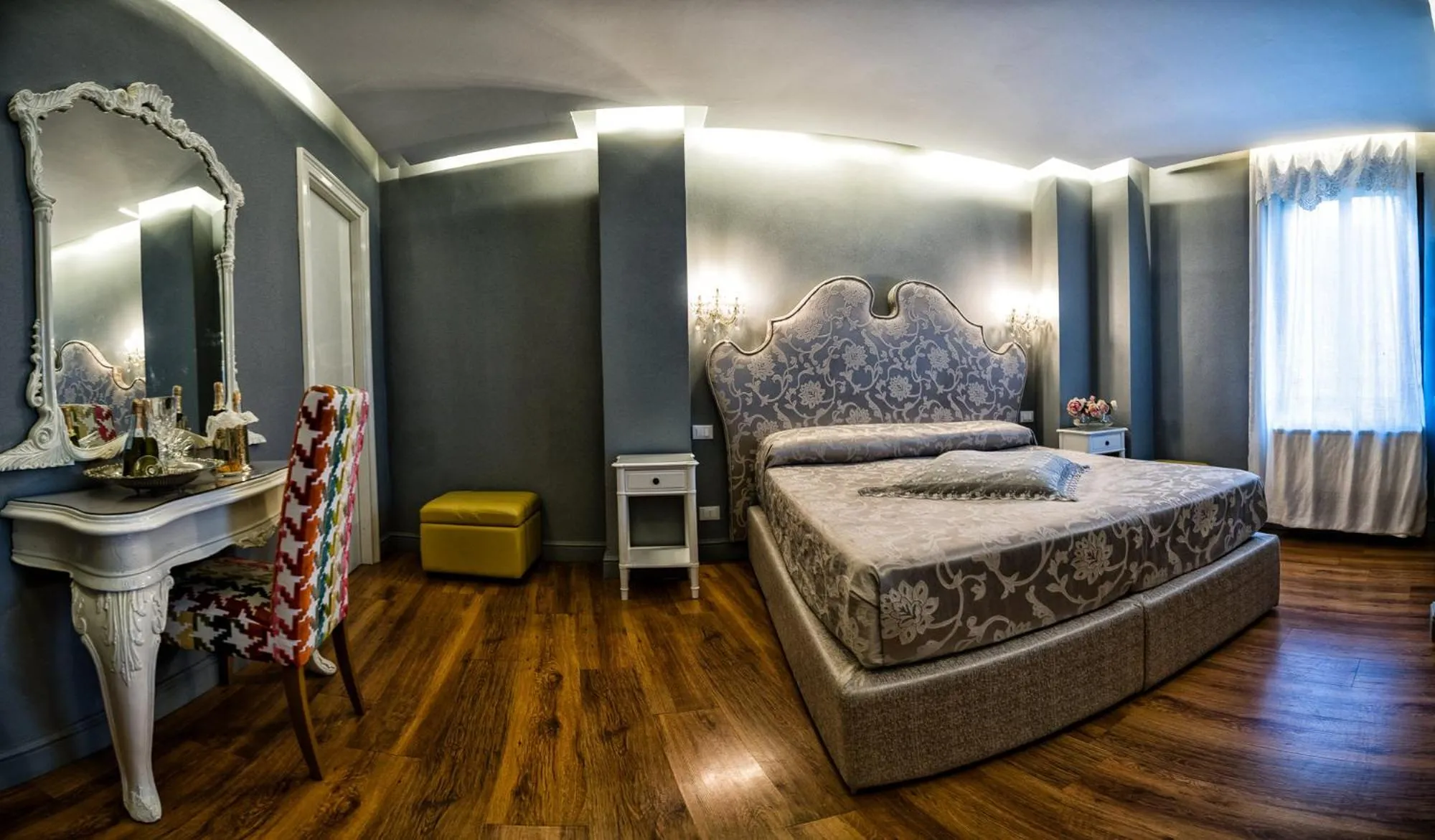 Photo of the whole room, Bed in Hotel Antica Locanda