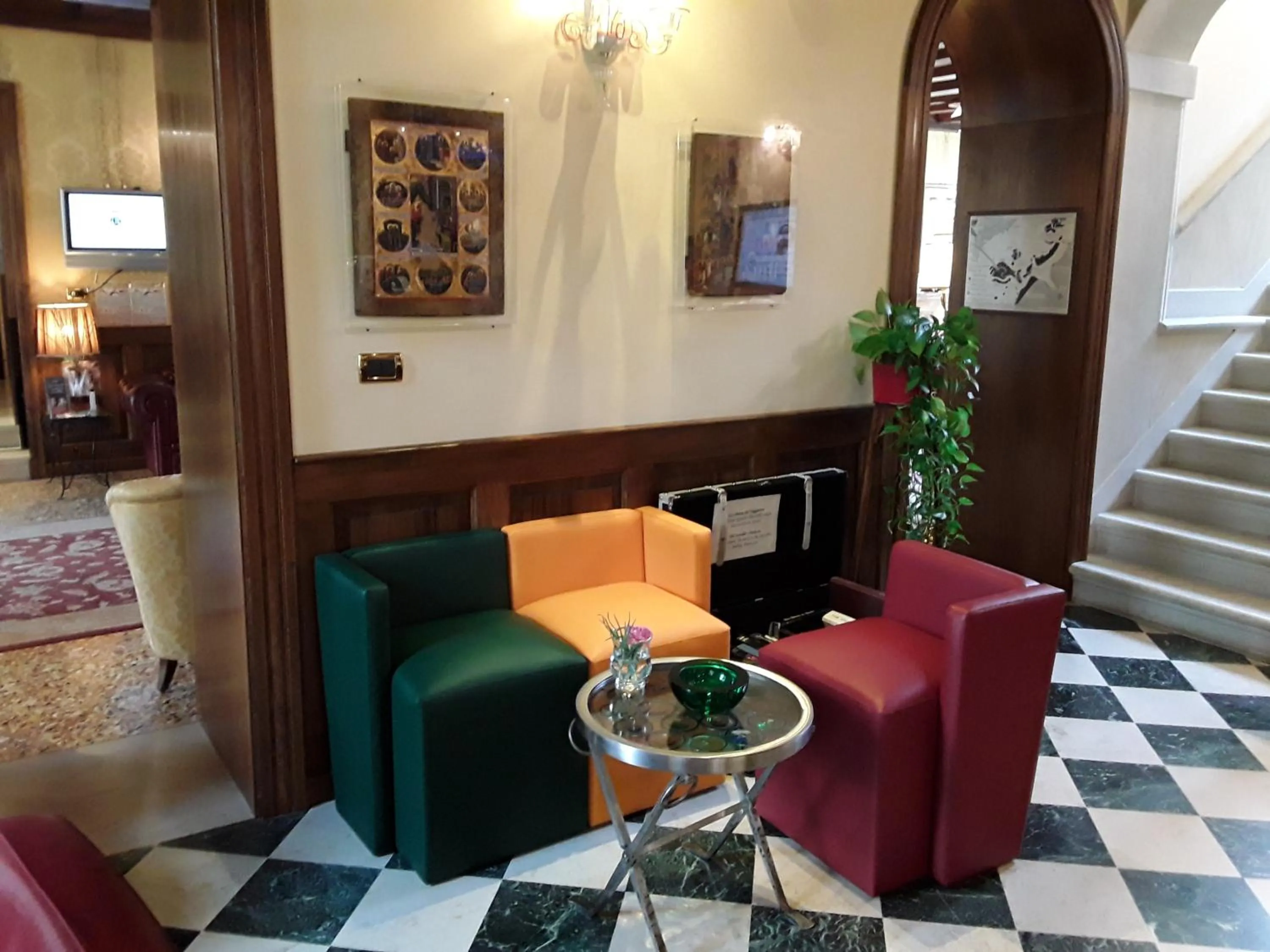 Lounge or bar in Pensione Accademia - Villa Maravege