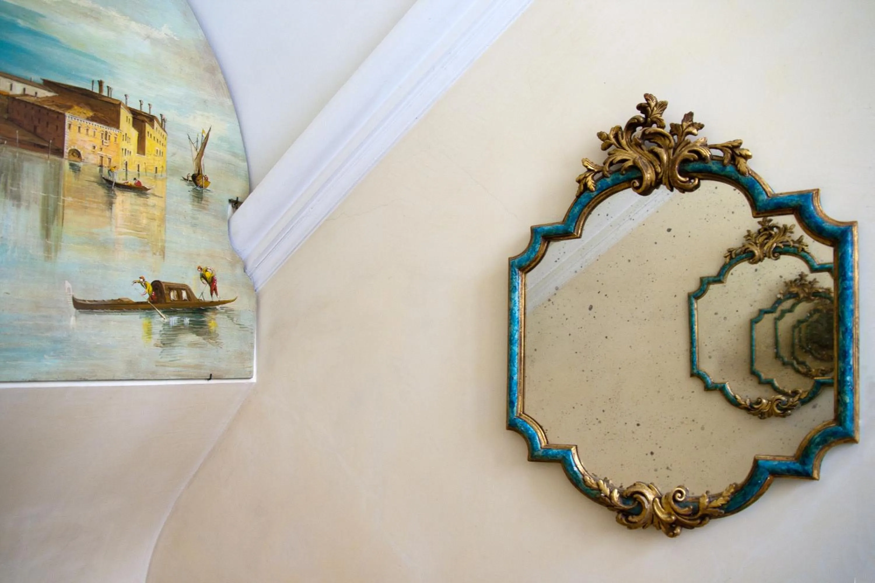 Decorative detail in Pensione Accademia - Villa Maravege