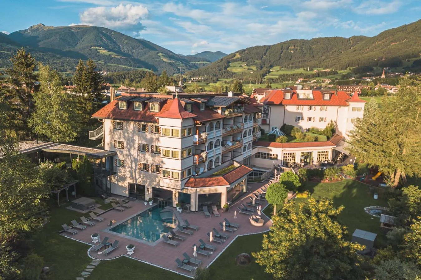 Property building in Majestic - Unique Spa Resort