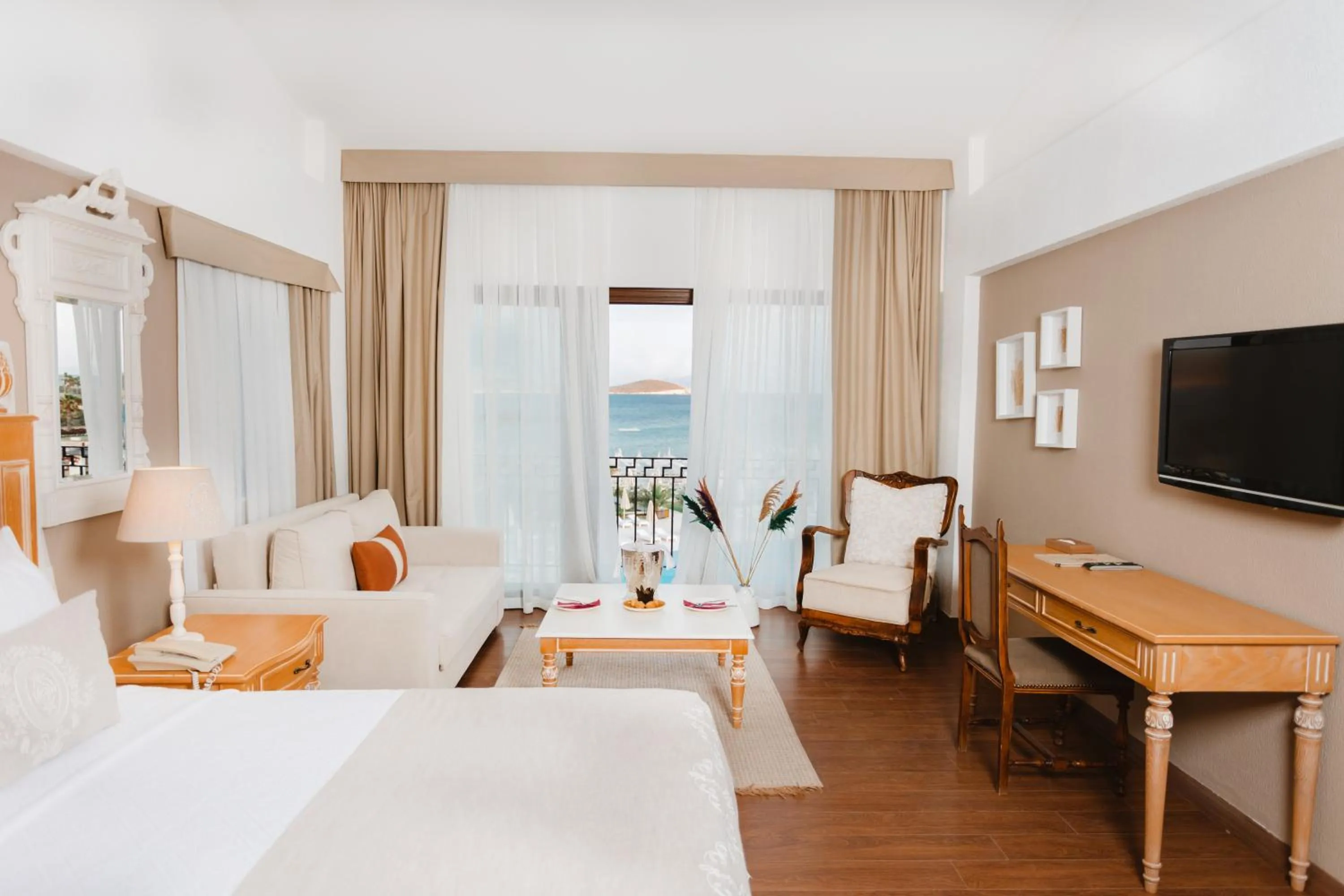 Sea view, Bed in Cocos The Club Solto