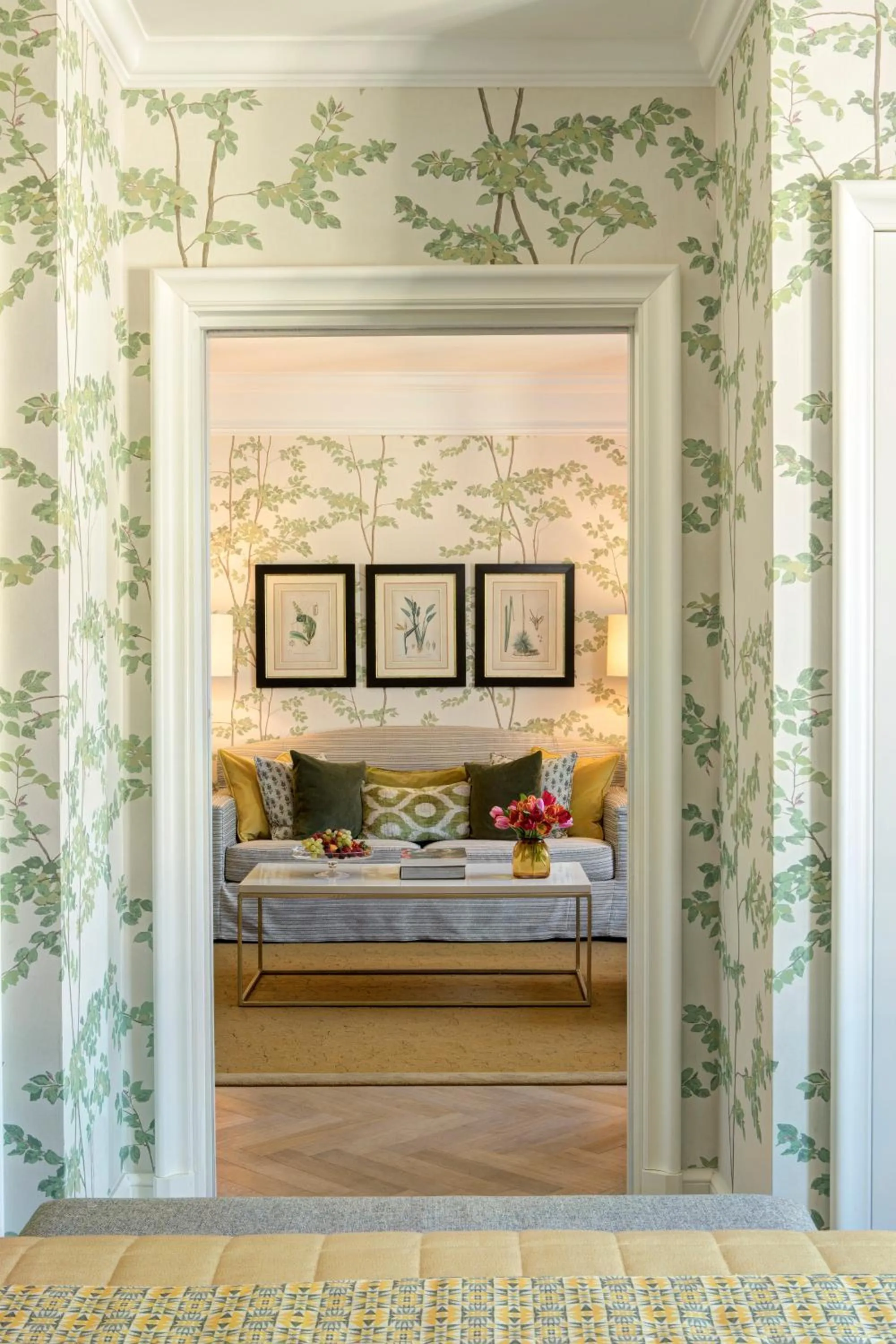 Living room in Rocco Forte Hotel Savoy