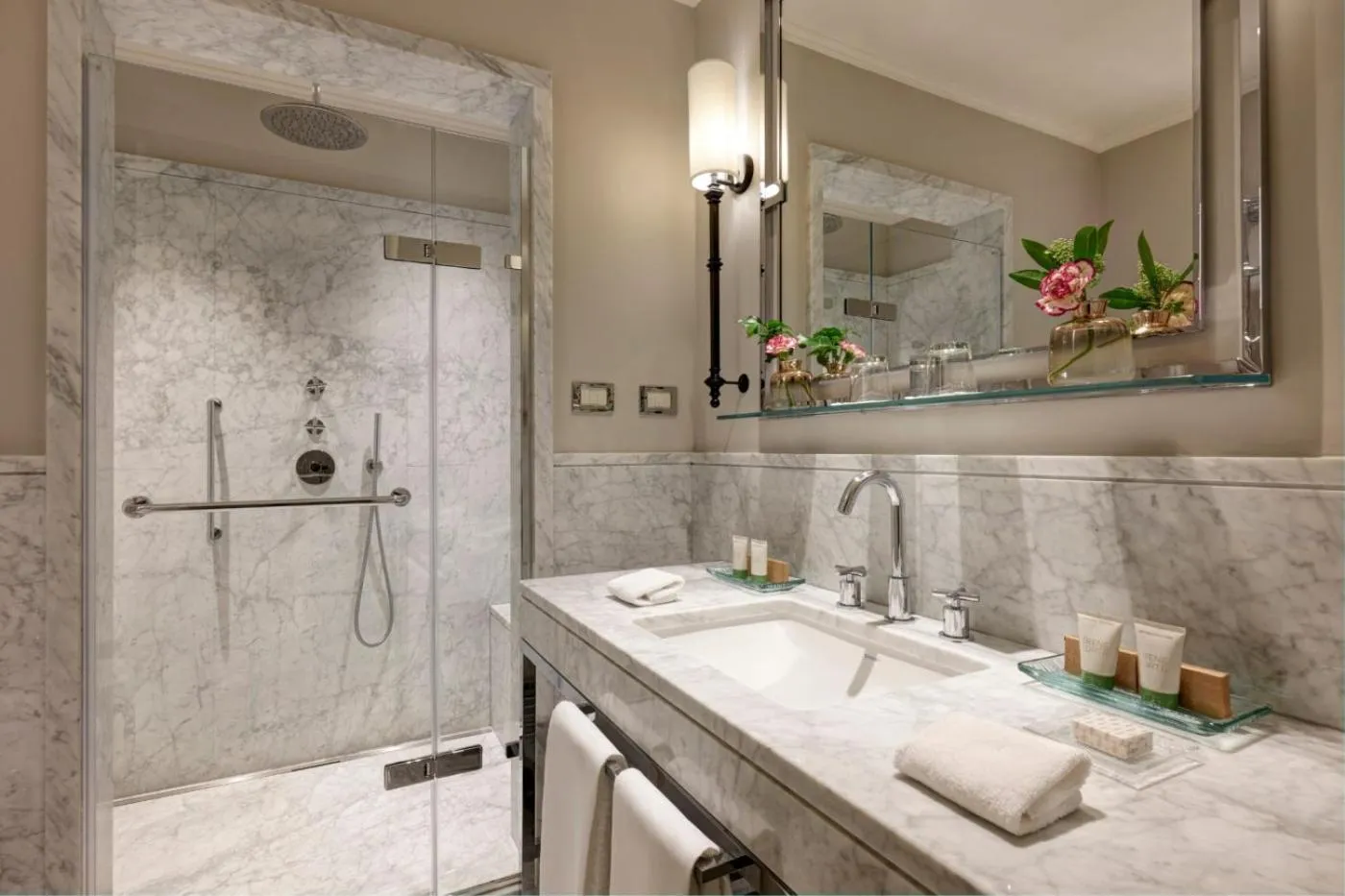 Bathroom in Rocco Forte Hotel Savoy