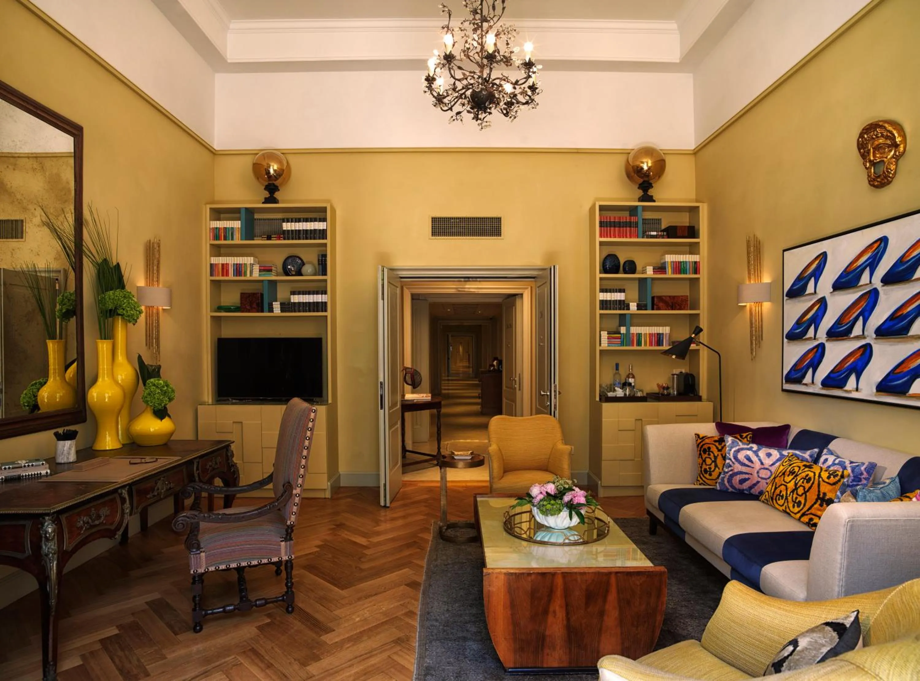 Living room in Rocco Forte Hotel Savoy